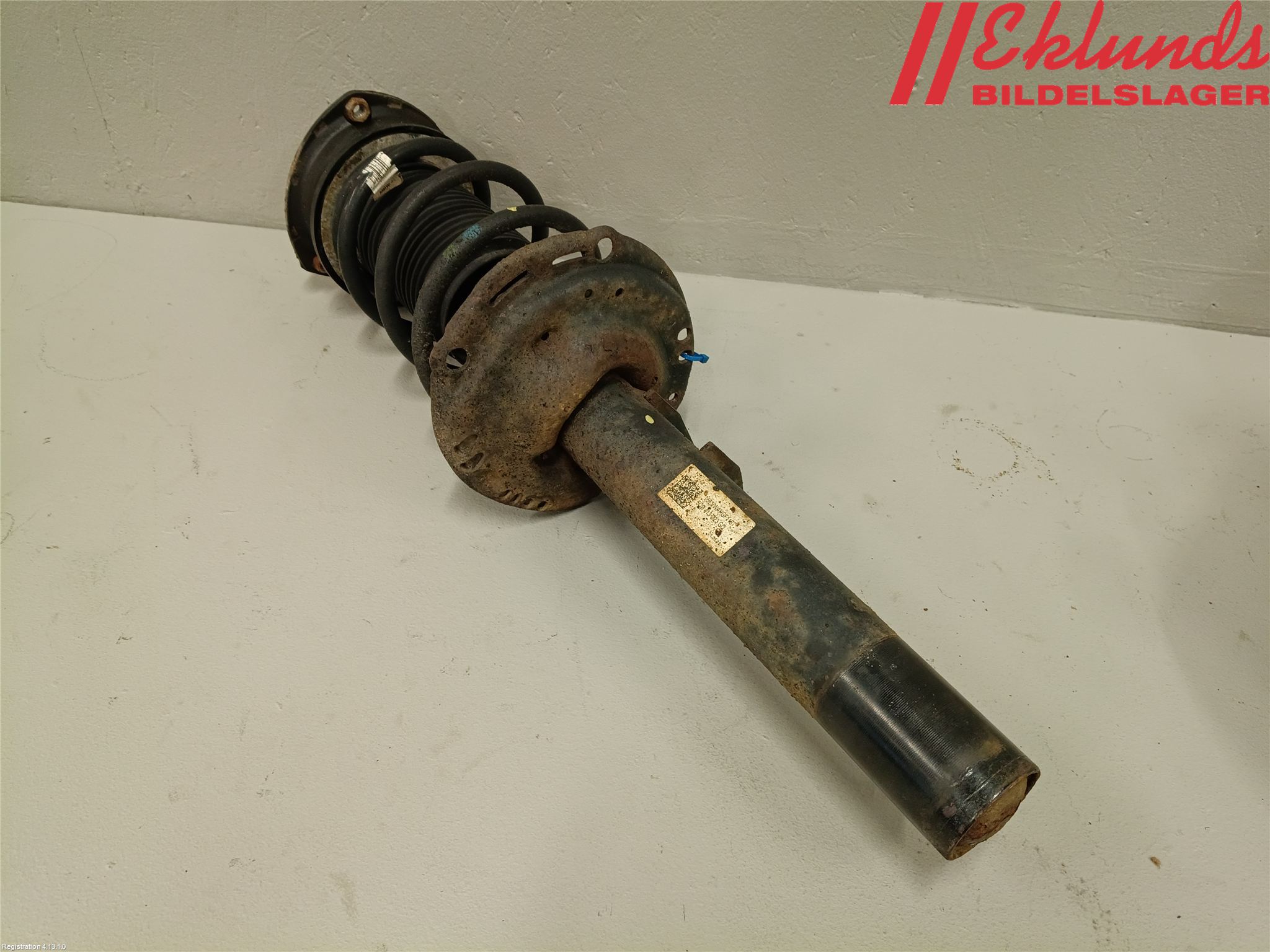Volkswagen VW GOLF / E-GOLF VII 13-20 Fjäderben Fram Höger