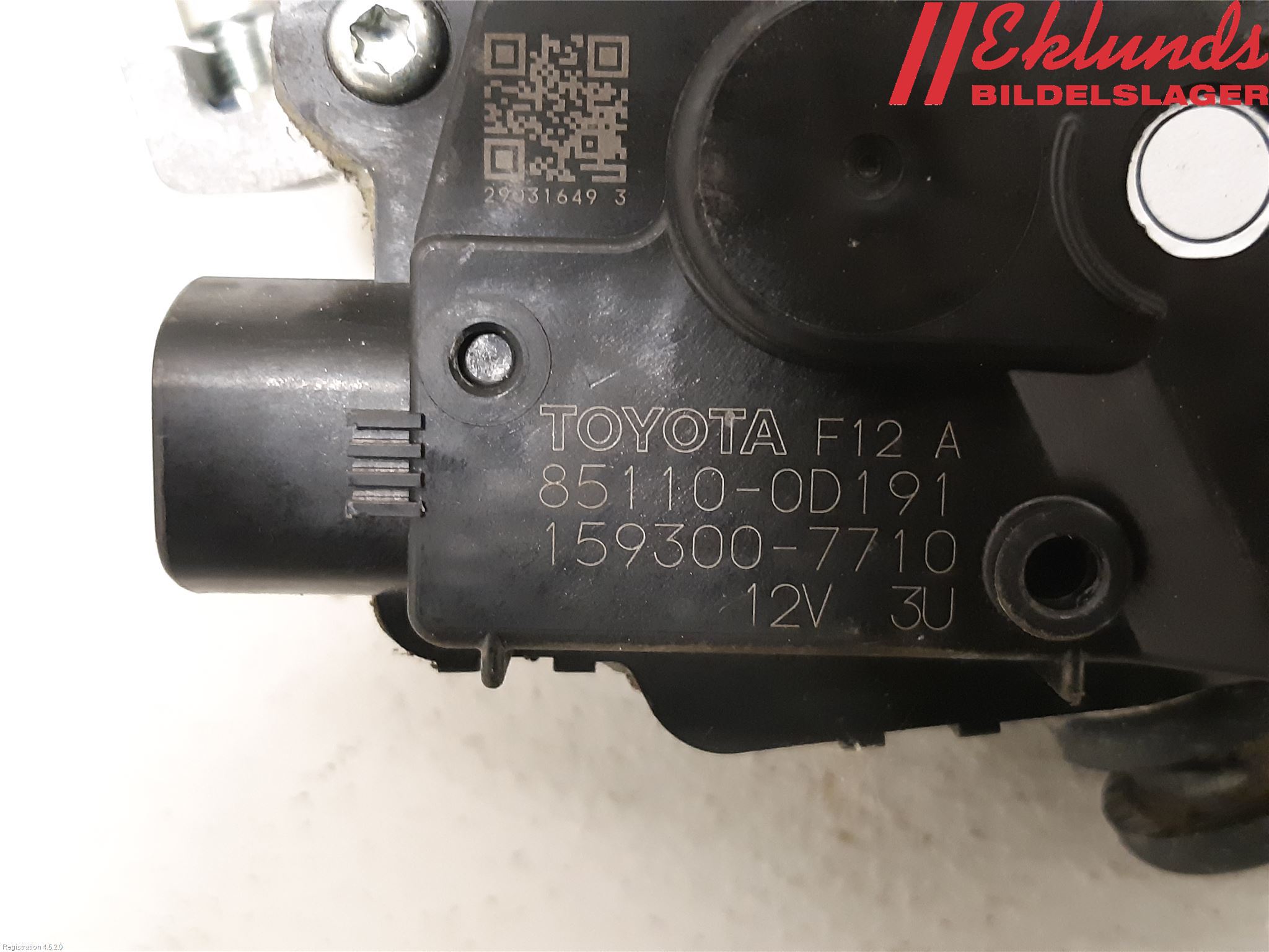 Toyota YARIS XP130 15-20 Torkarmotor Vindruta