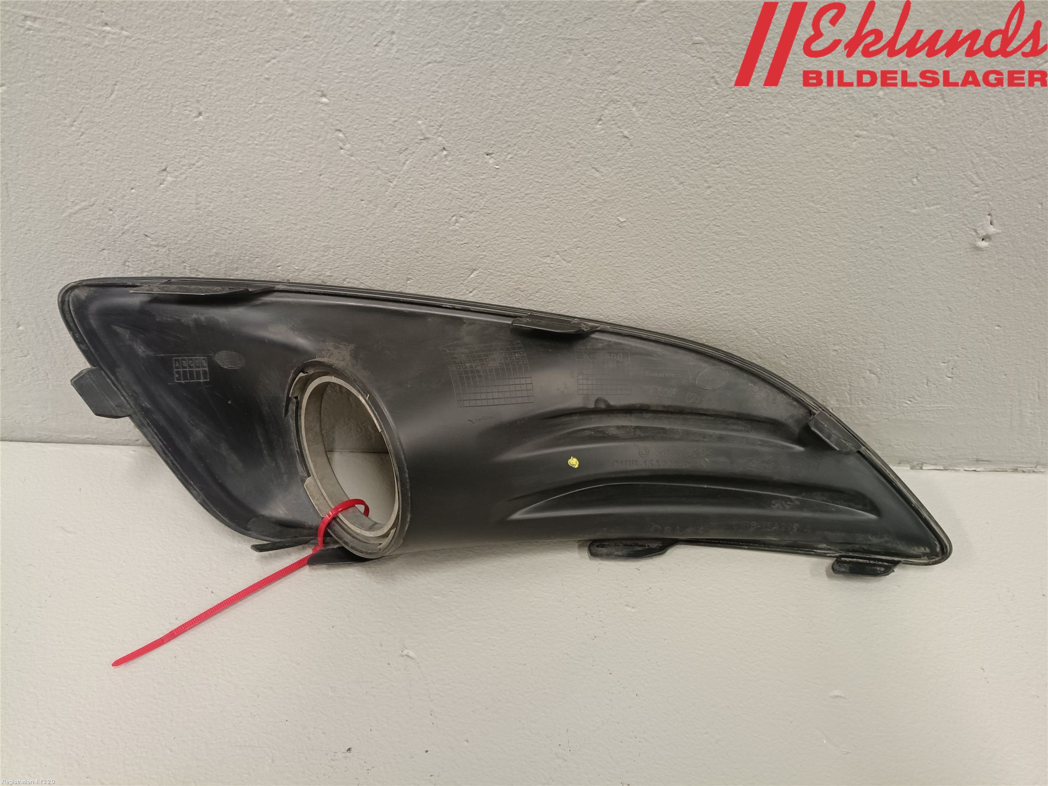 Ford FIESTA 13-17 Dimljussarg Fram