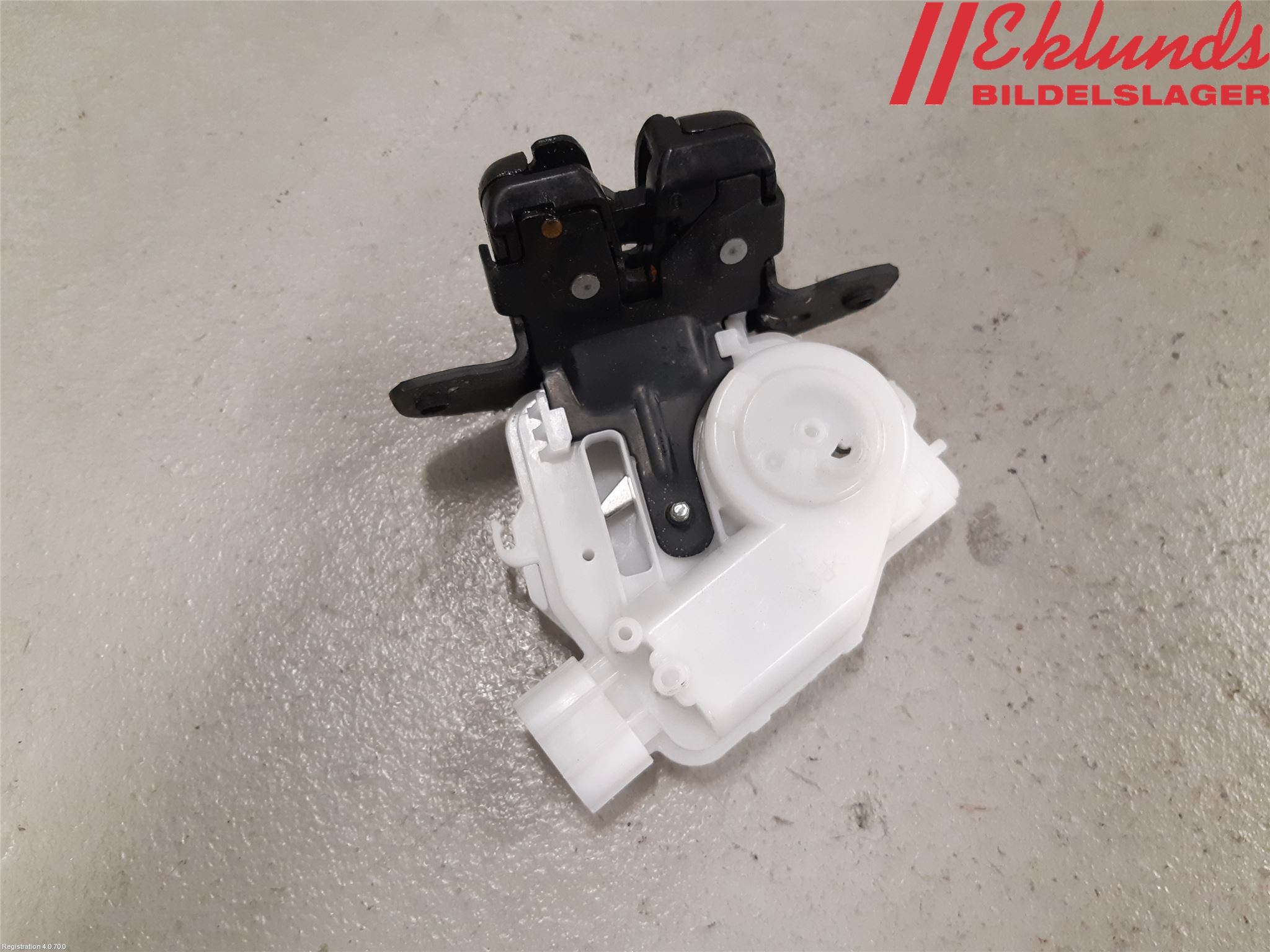 Toyota AURIS 13-19 Låskista Baklucka