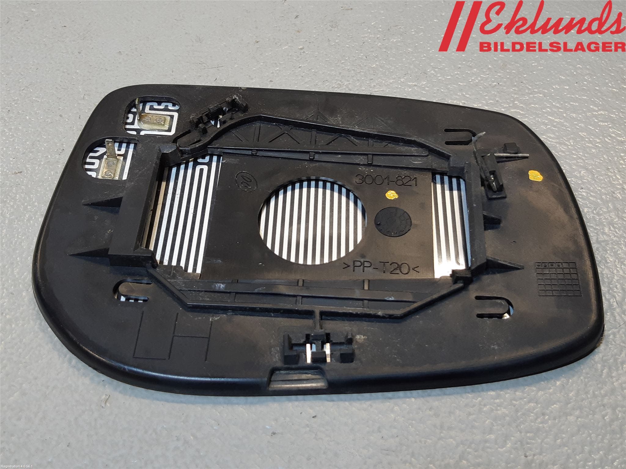 Toyota AVENSIS 03-06 Spegelglas Vä