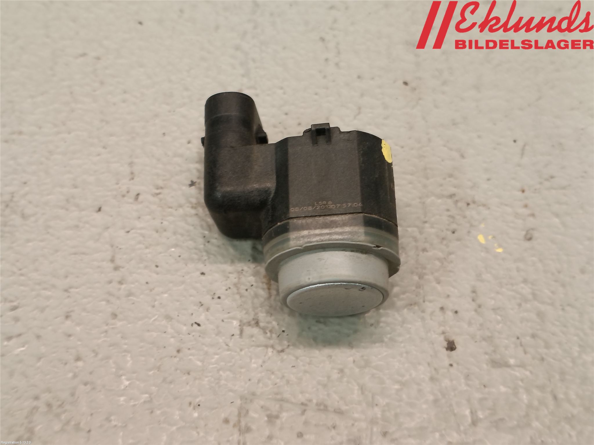 Audi A4 ALLROAD 09-16 Parkeringshjälp Frontsensor