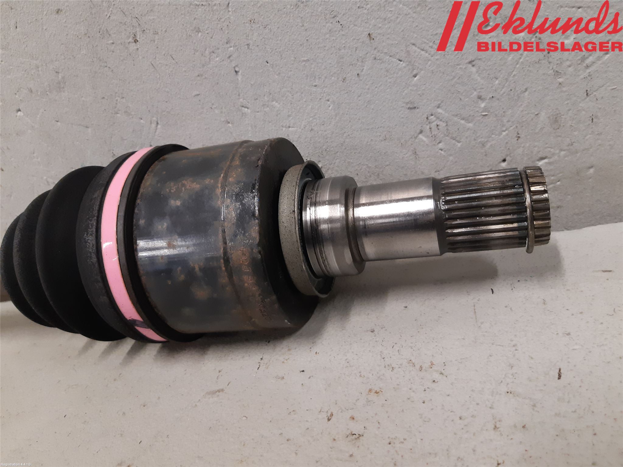 Mazda 3 III 14-19 Drivaxel Fram Vänster