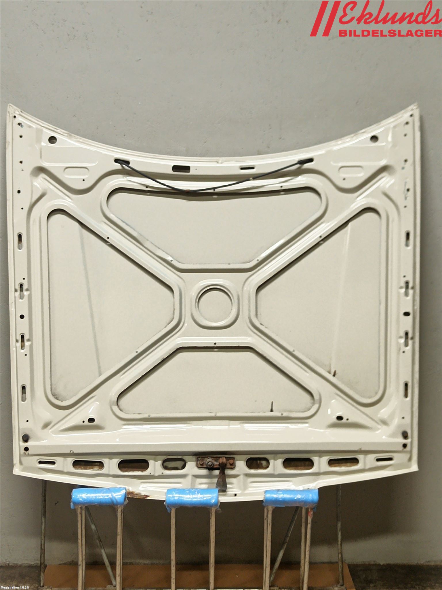 Volvo 240 88-93 Huv Fram