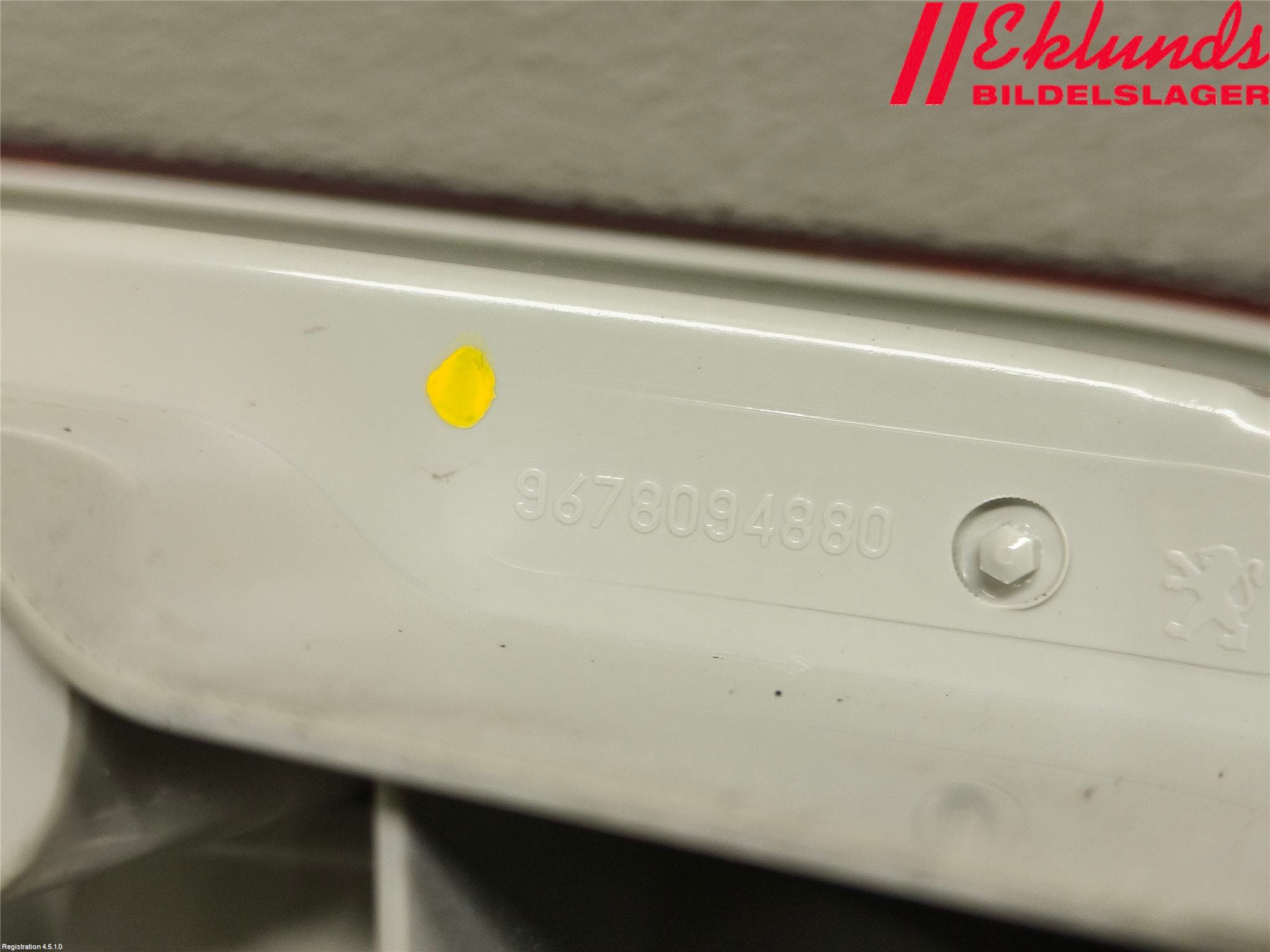 Peugeot 308 14-21 Bakljus Lucka Hö