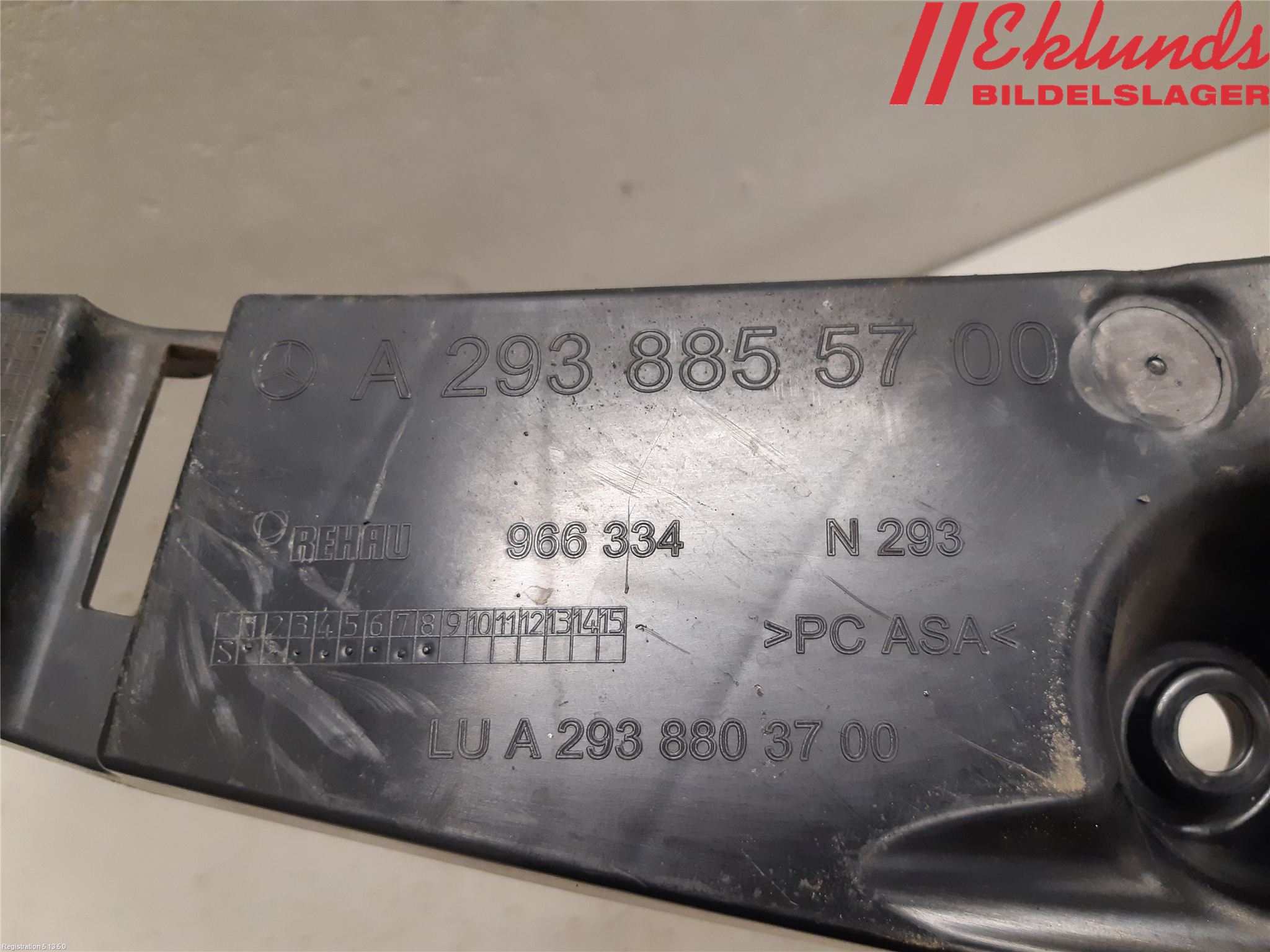 Mercedes-Benz MB EQC (N293) 20- Stötfångarfäste Bak Vä