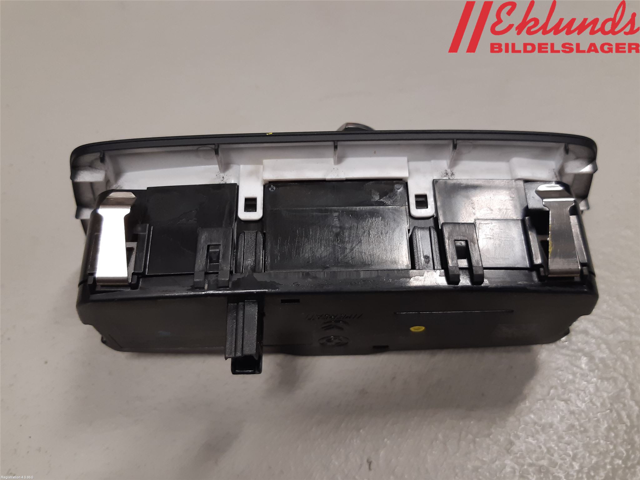 BMW 2 F22/F23/F87 Coupé/Cab 13-21 Strömställare Ljus