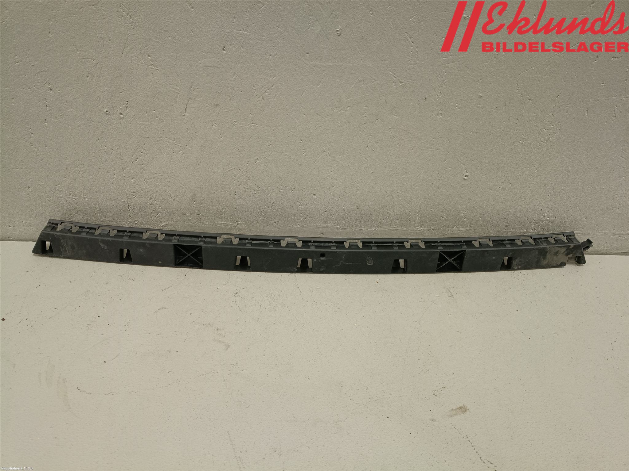 Mercedes-Benz MB GLA-KLASS (X156) 13-20 Stötfångardel Bak Mitt