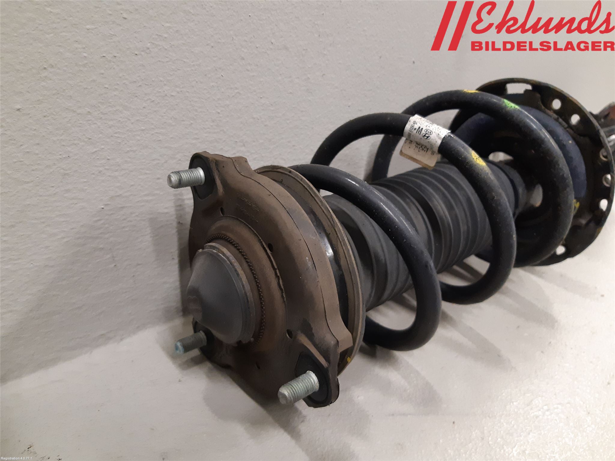 Kia SPORTAGE (QL) 16-21 Fjäderben Fram Höger