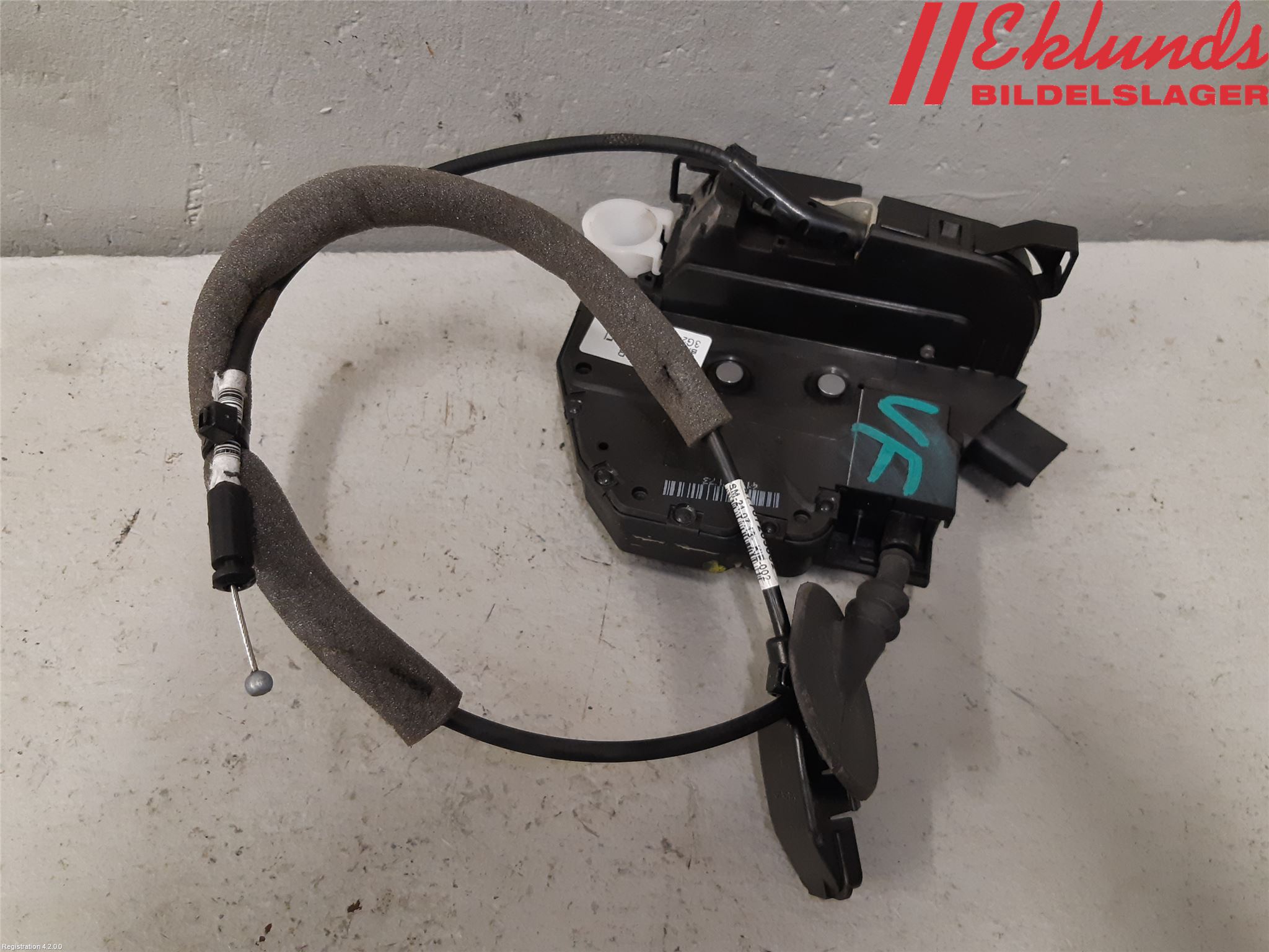 Renault CLIO IV 12-16 Låskista-Dörrlås