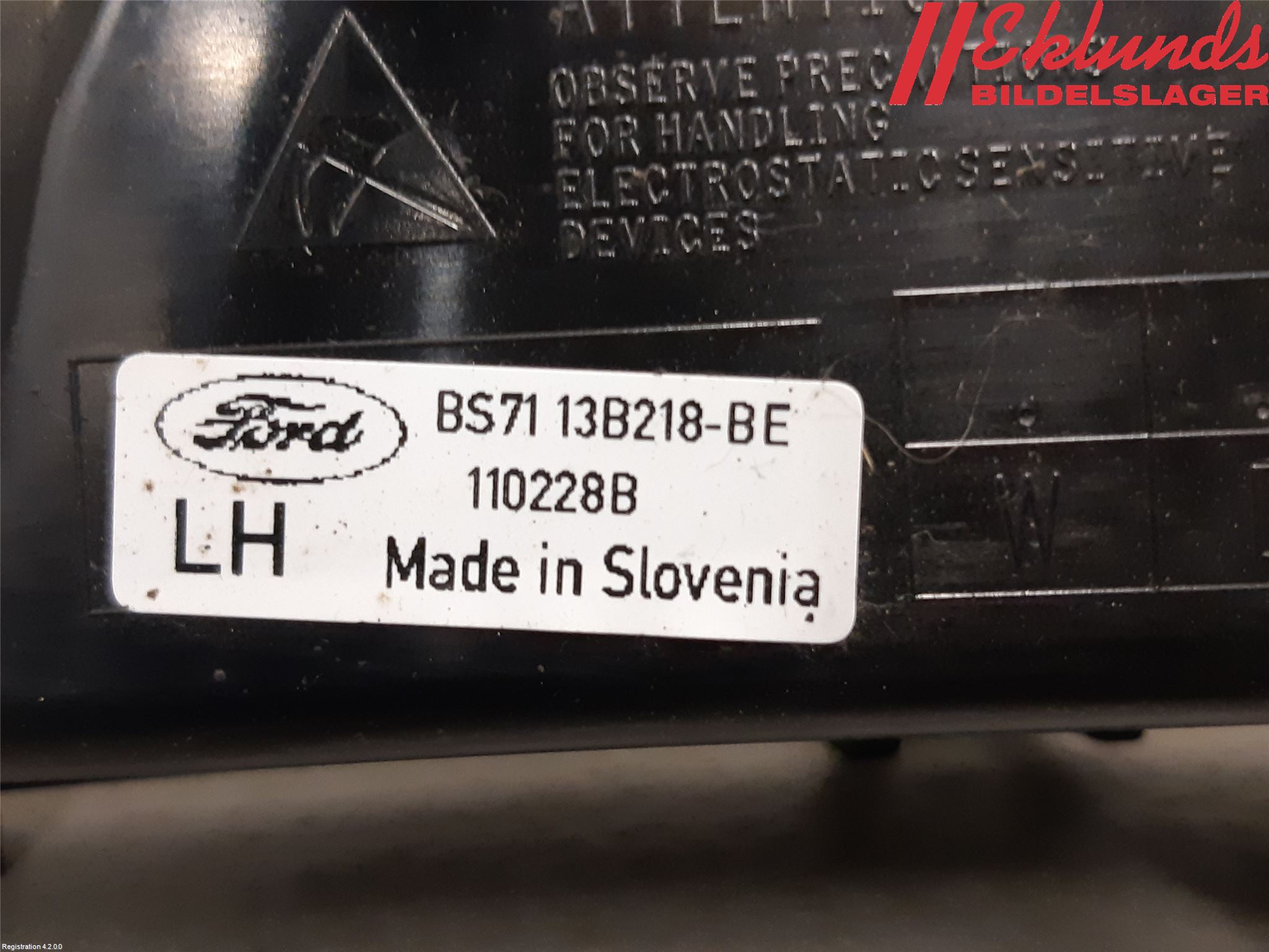 Ford MONDEO 07-15 Positionsljus Fram Vä