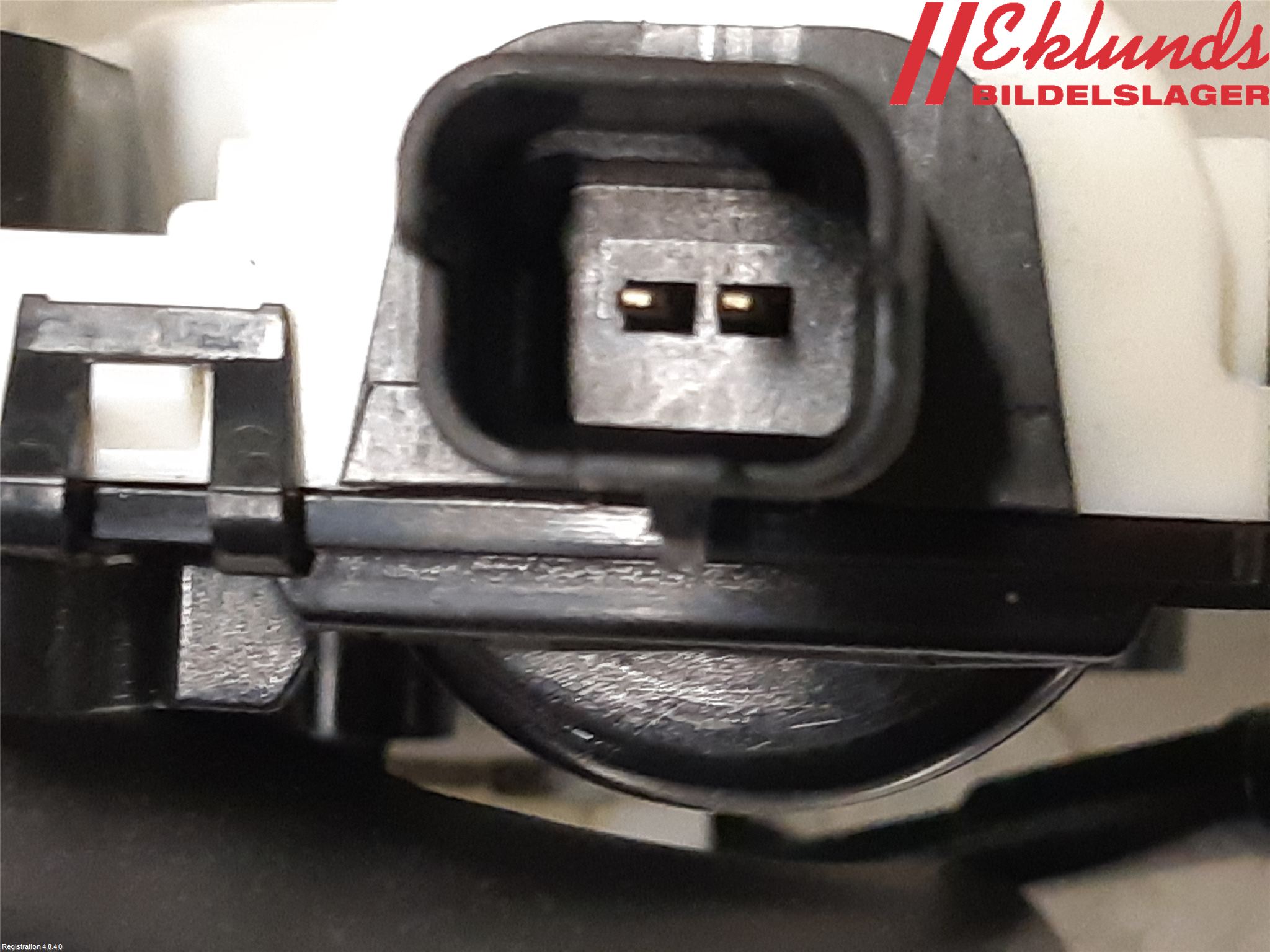 Tesla MODEL X 16- Låskista-Dörrlås