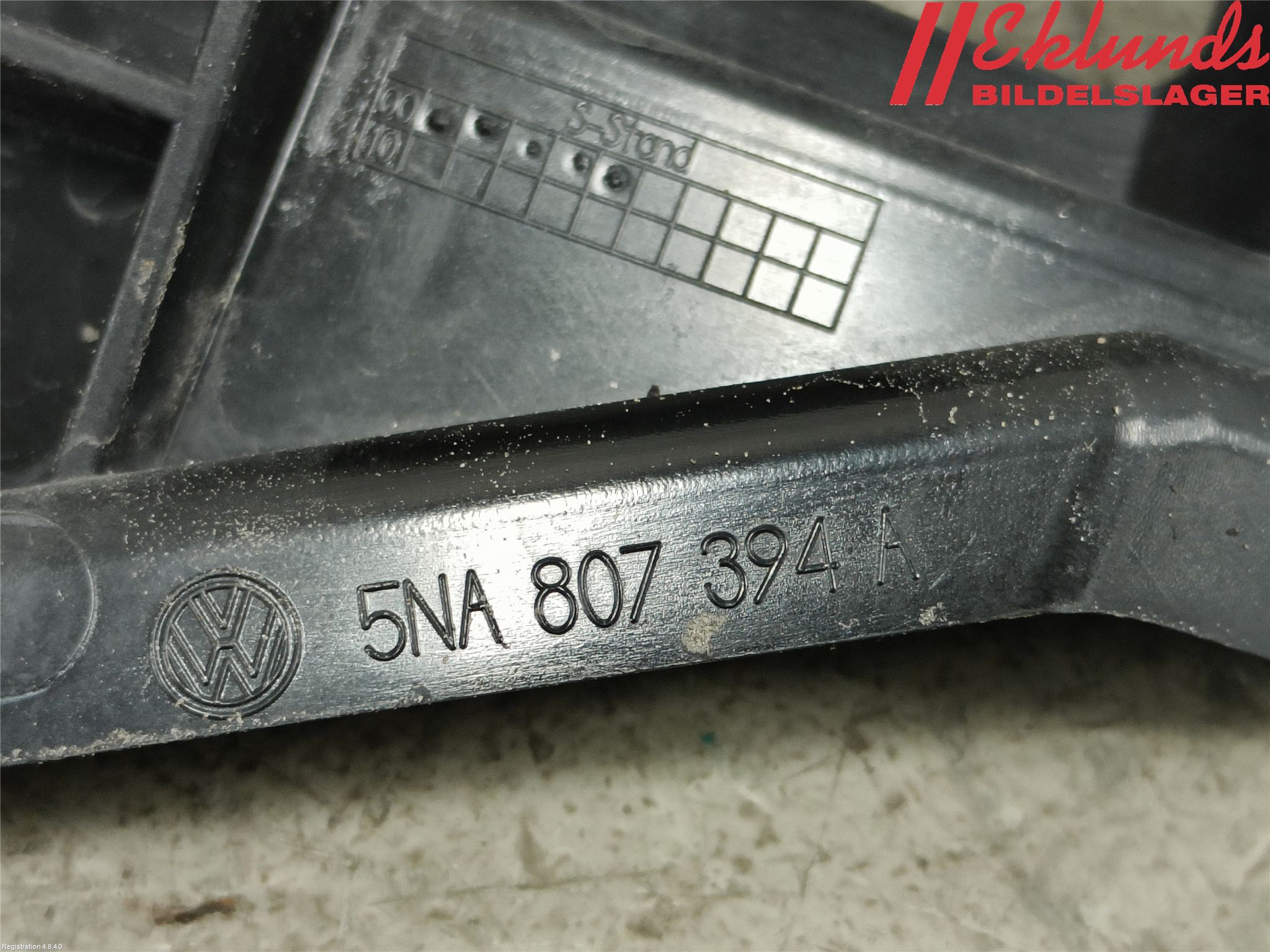 Volkswagen VW TIGUAN 16-24 Stötfångarfäste Bak Hö