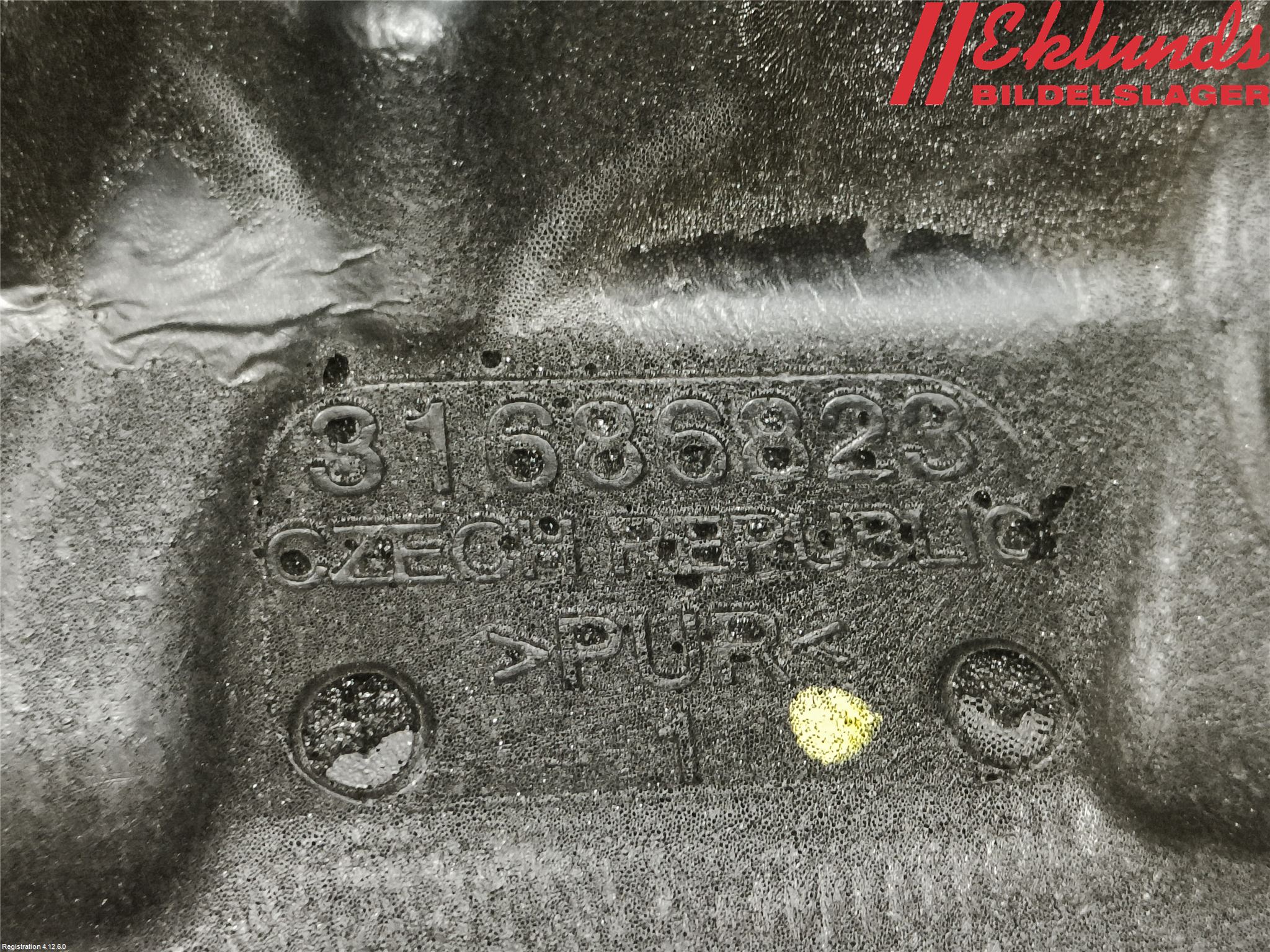 Volvo V90 17->> Motorkåpa