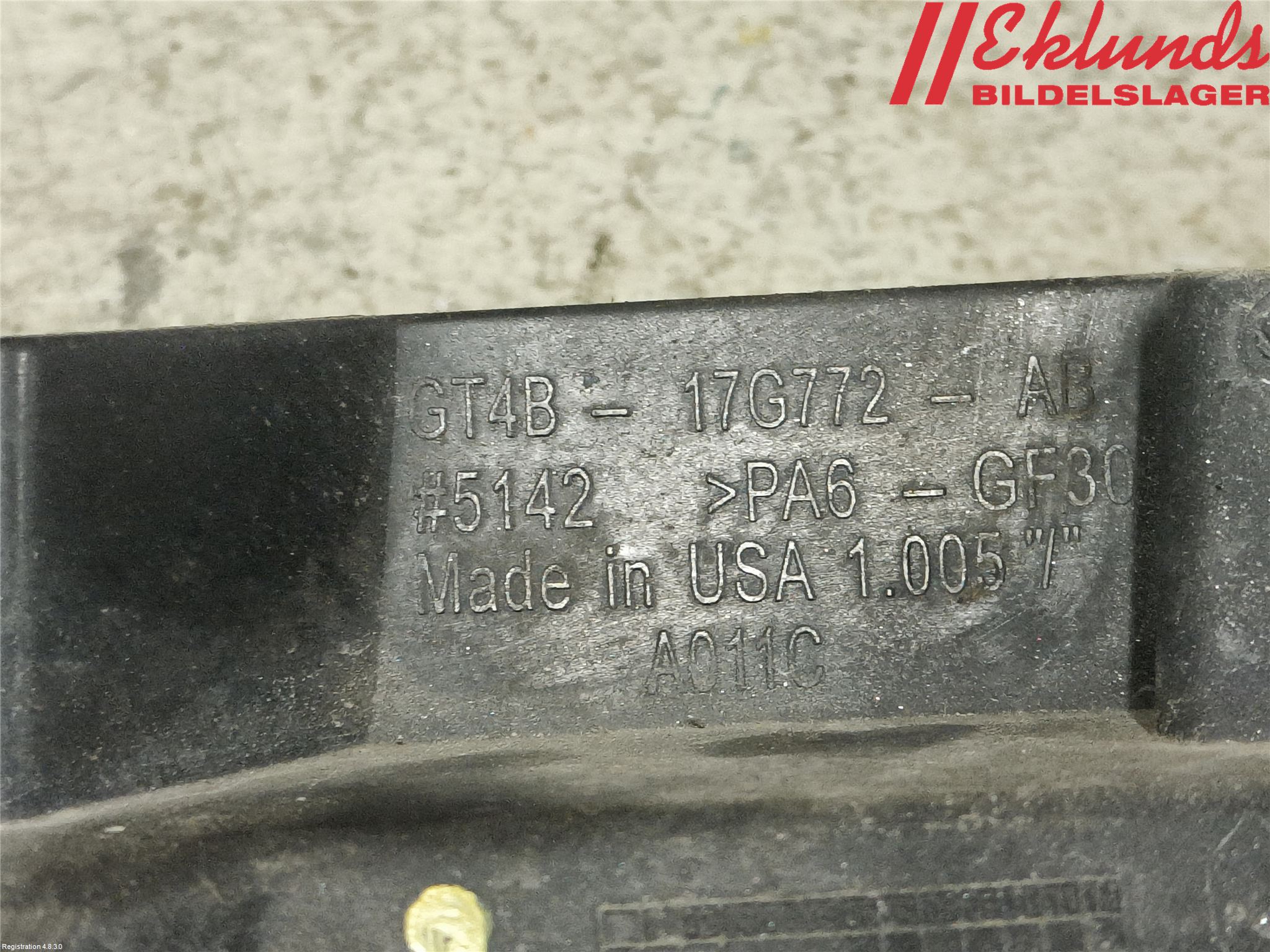 Ford EDGE Stötfångarfäste Bak Hö