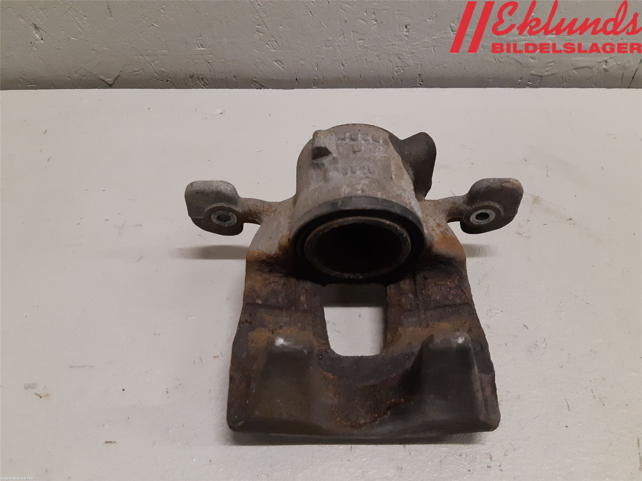 BMW X1 F48 15-22 Bromsok Fram Höger