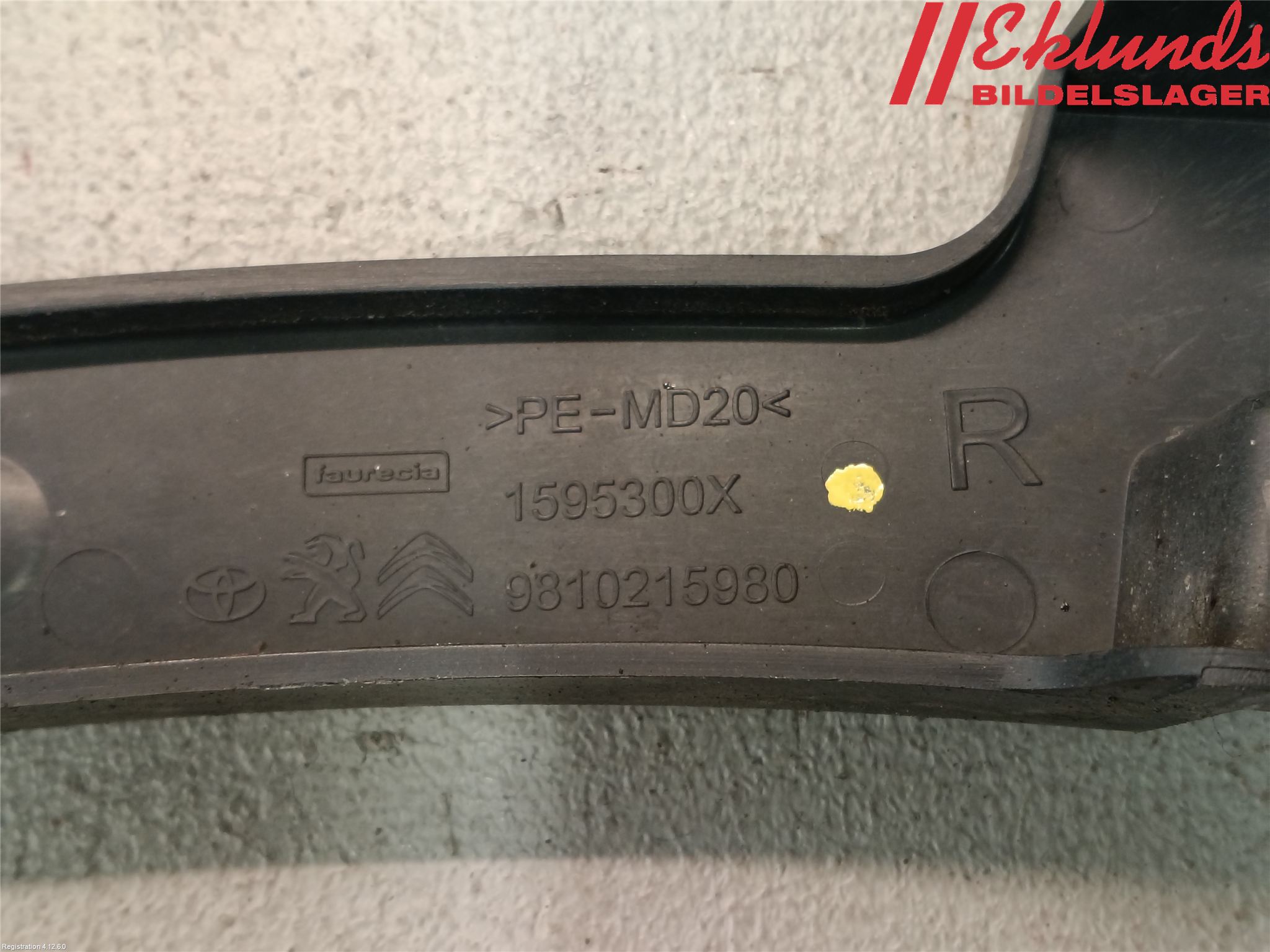 Toyota PROACE II 16- Stötfångarfäste Bak Hö