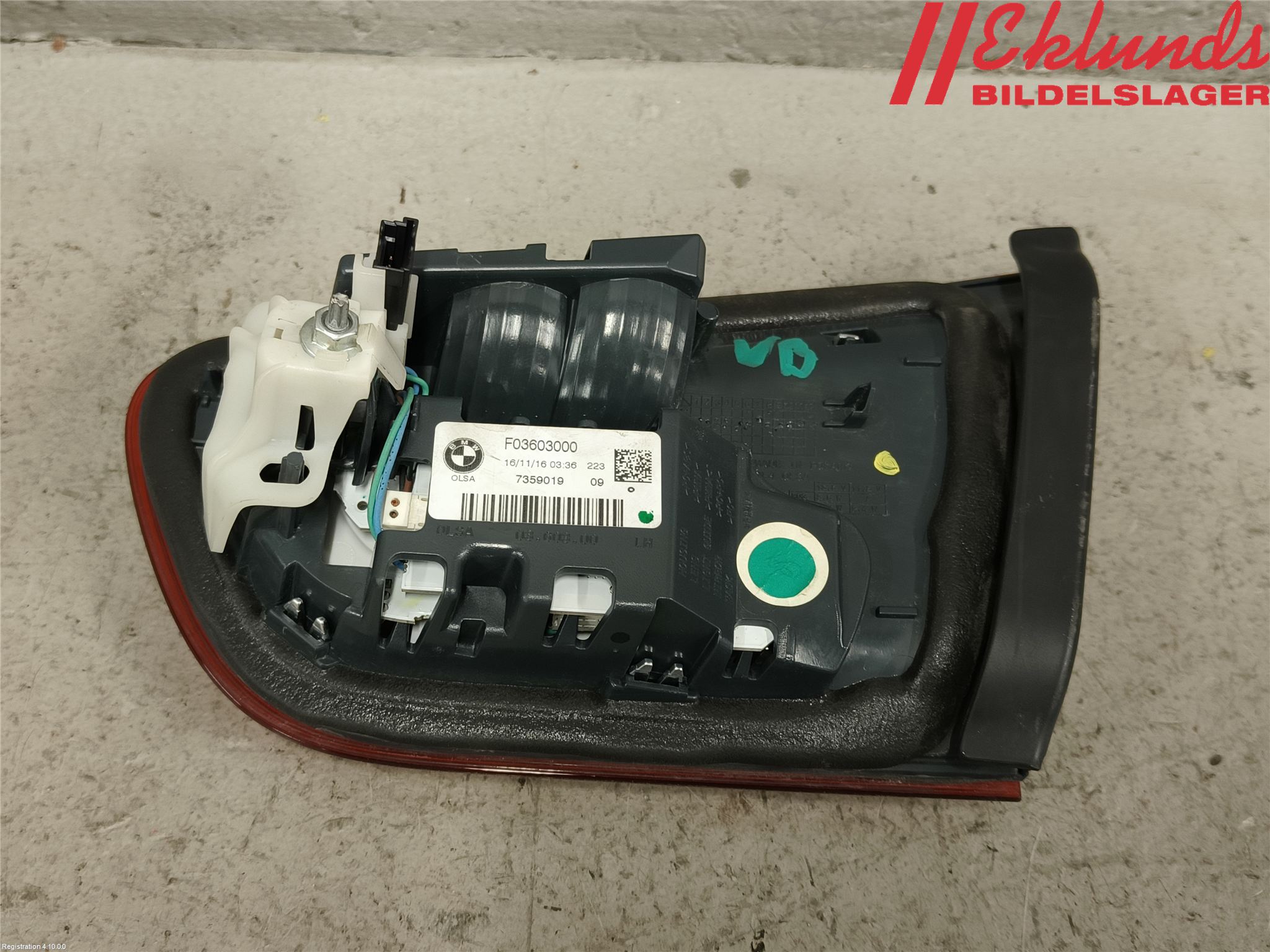 BMW 1 F20/F21 11-19 Bakljus Lucka Vä