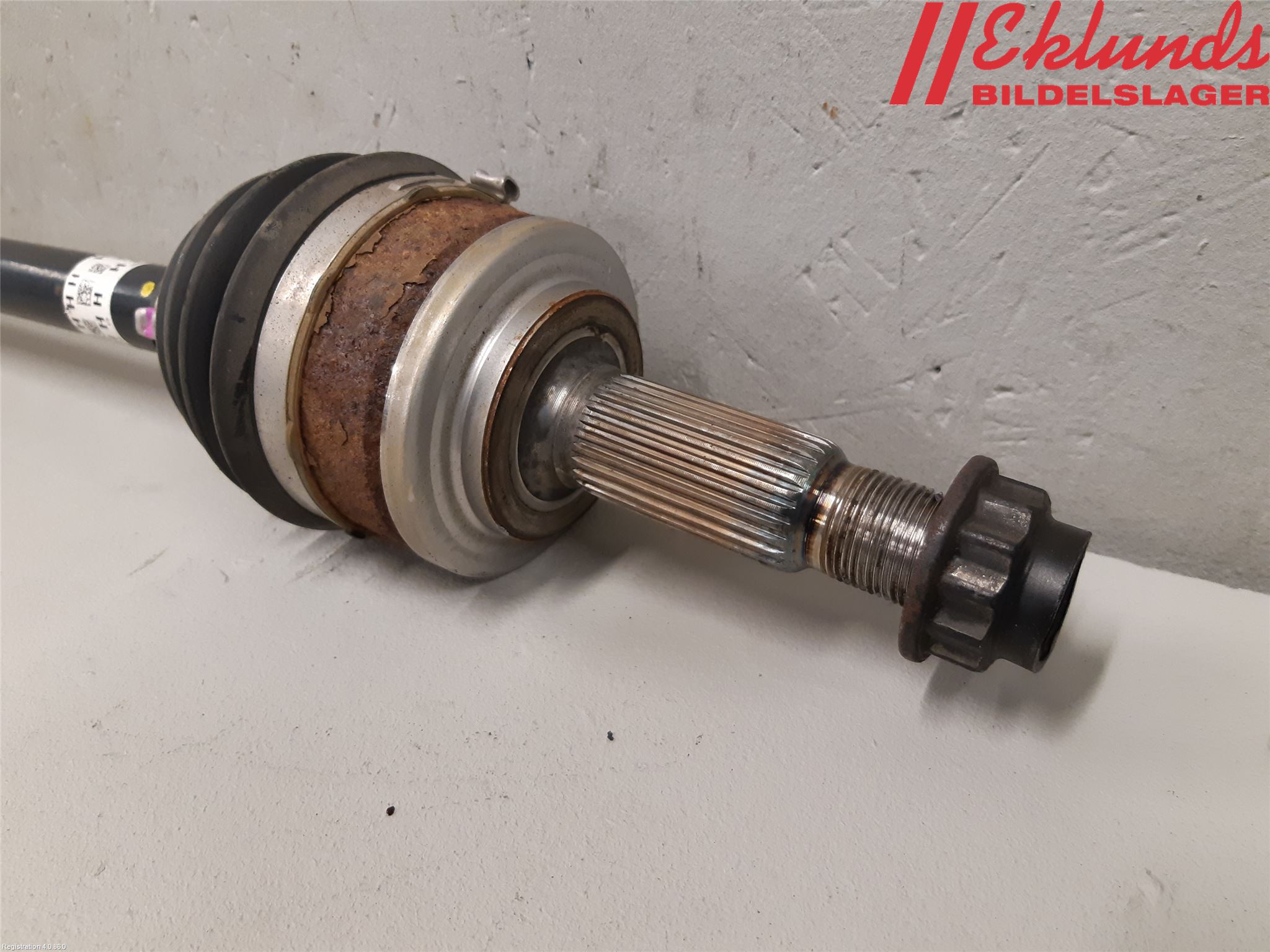 Toyota YARIS XP21 20- Drivaxel Fram Höger