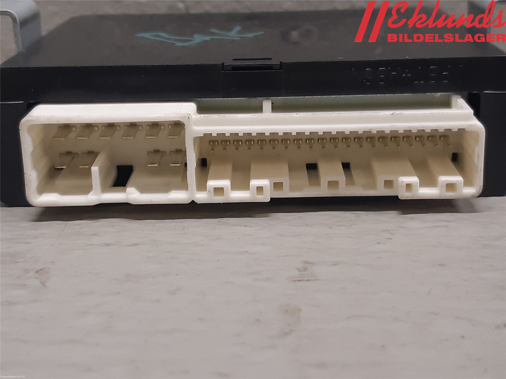 Toyota RAV4 19- Styrenhet Baklucka