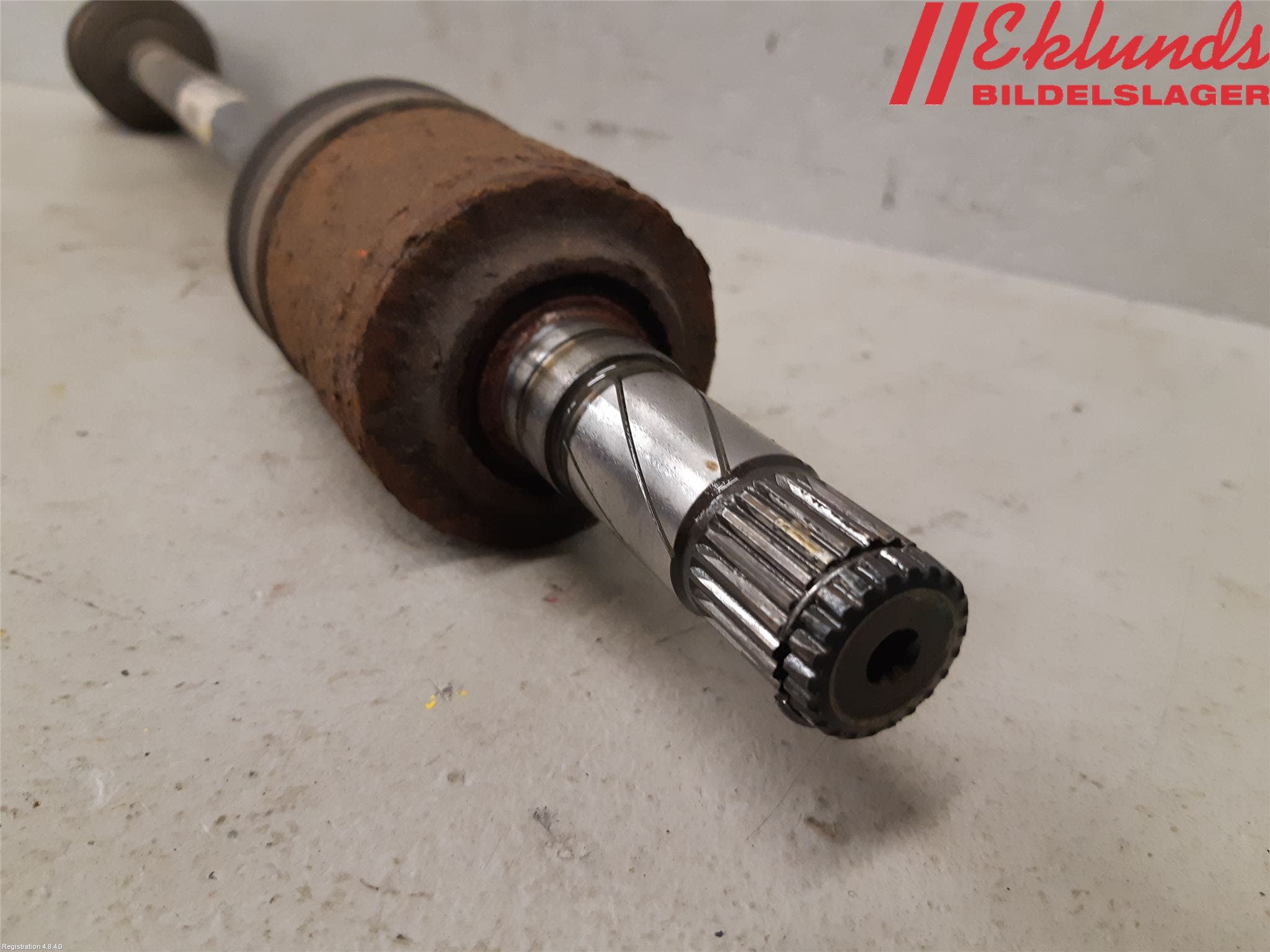 Volvo V70 14-16 Drivaxel Bak Vä-Hö