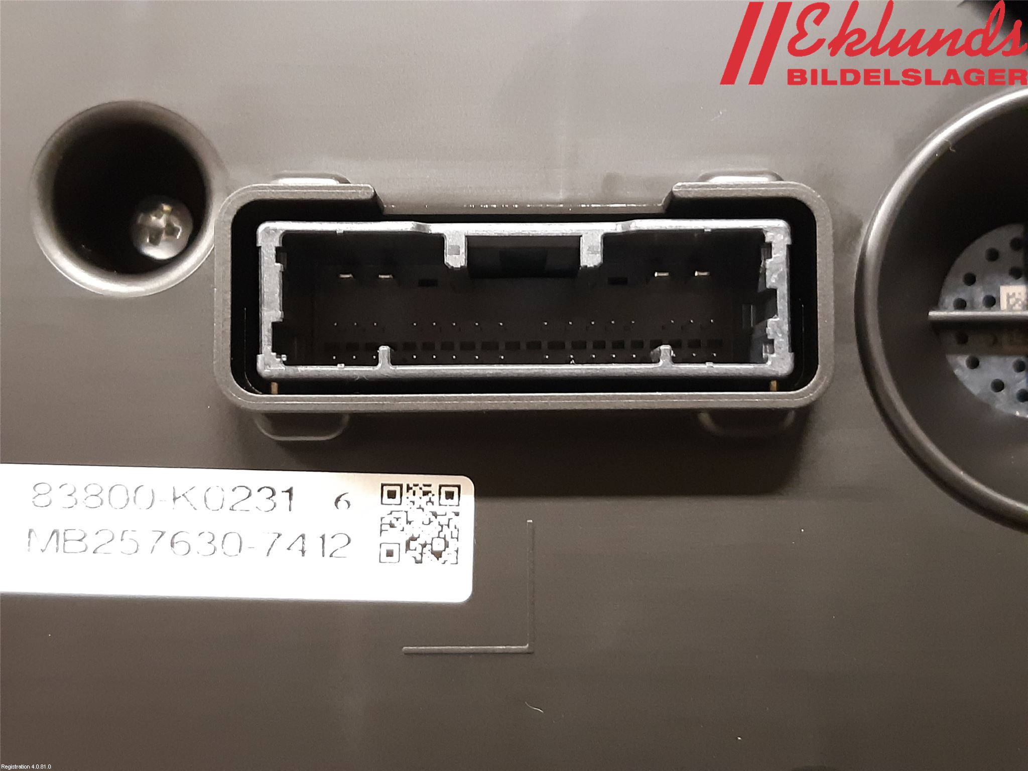 Toyota YARIS XP21 20- Instrument Komb