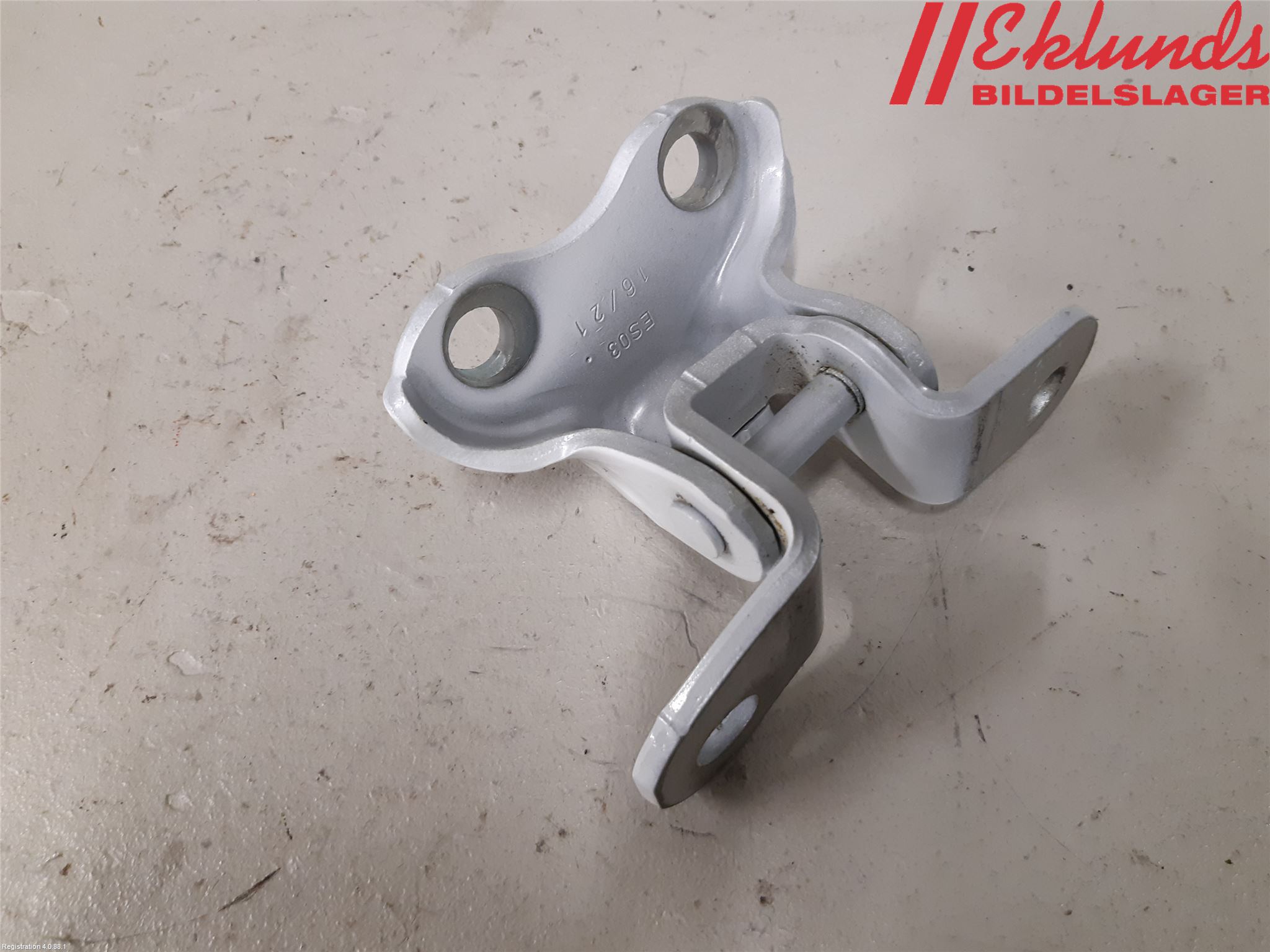 Toyota YARIS XP21 20- Dörrgångjärn