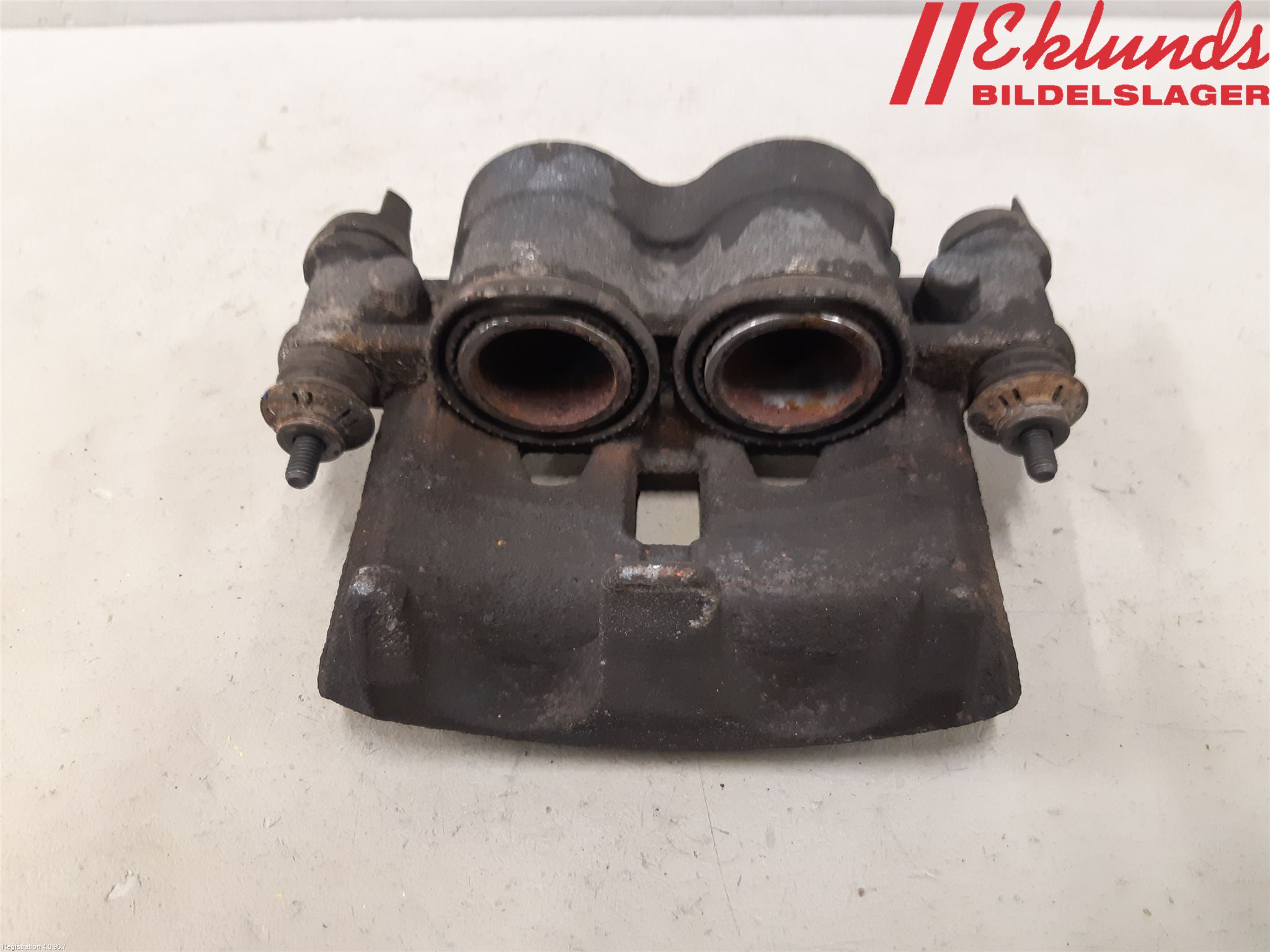 Iveco DAILY 14->> Bromsok Fram Vänster