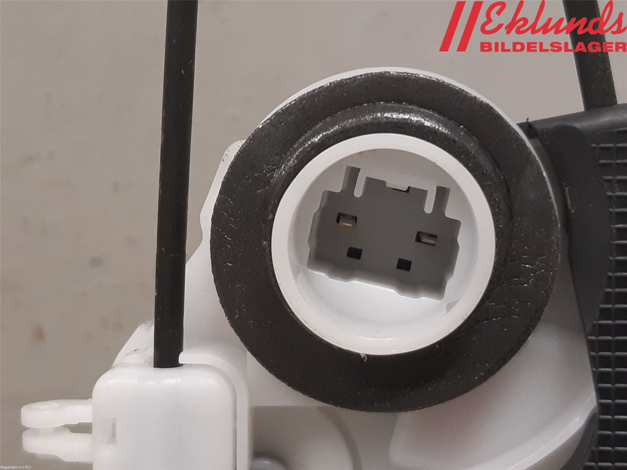 Toyota YARIS XP130 15-20 Låskista-Dörrlås