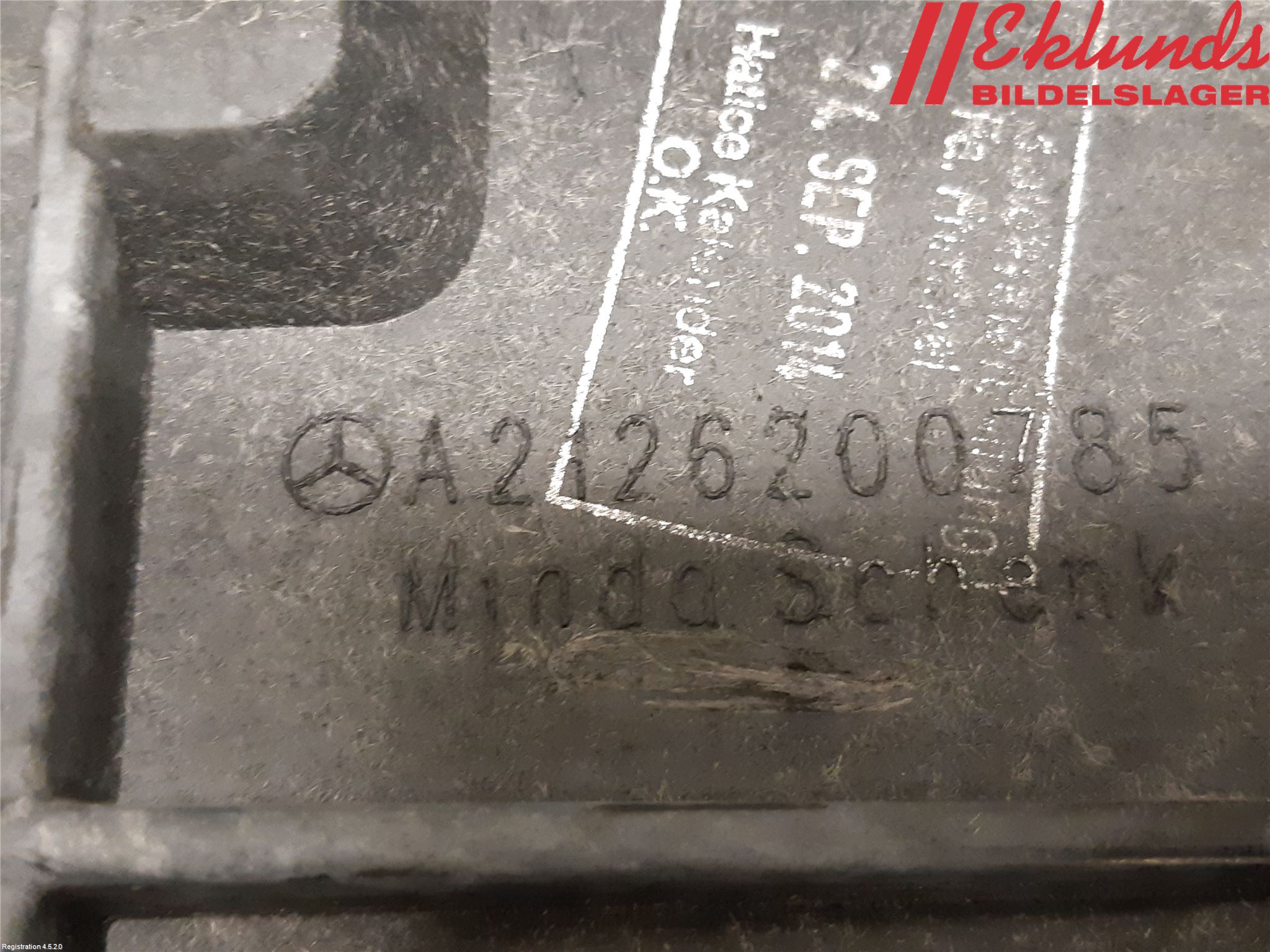 Mercedes-Benz MB E-KLASS (W212) 09-16 Frontplåt