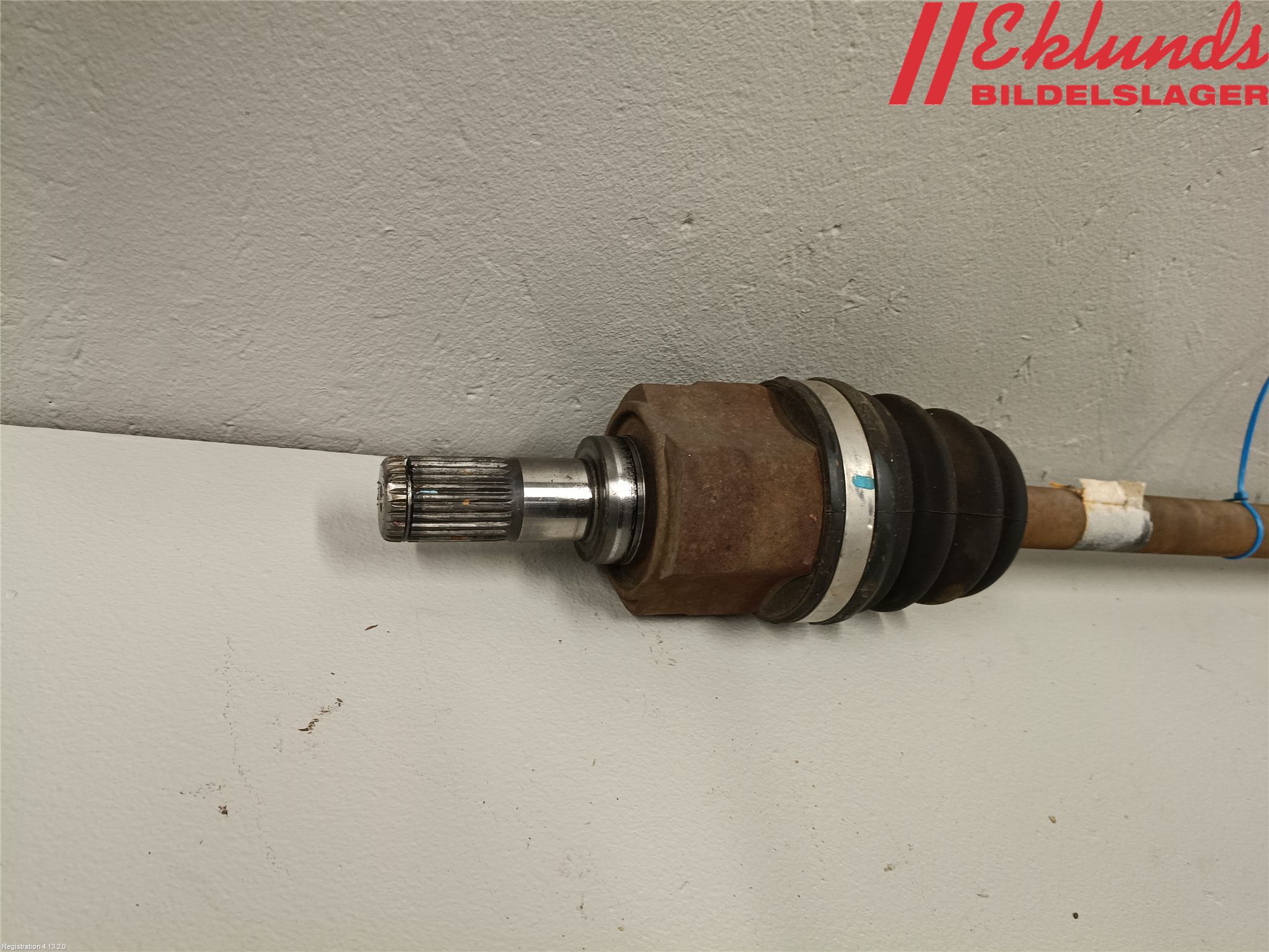Kia VENGA 10-19 Drivaxel Fram Höger