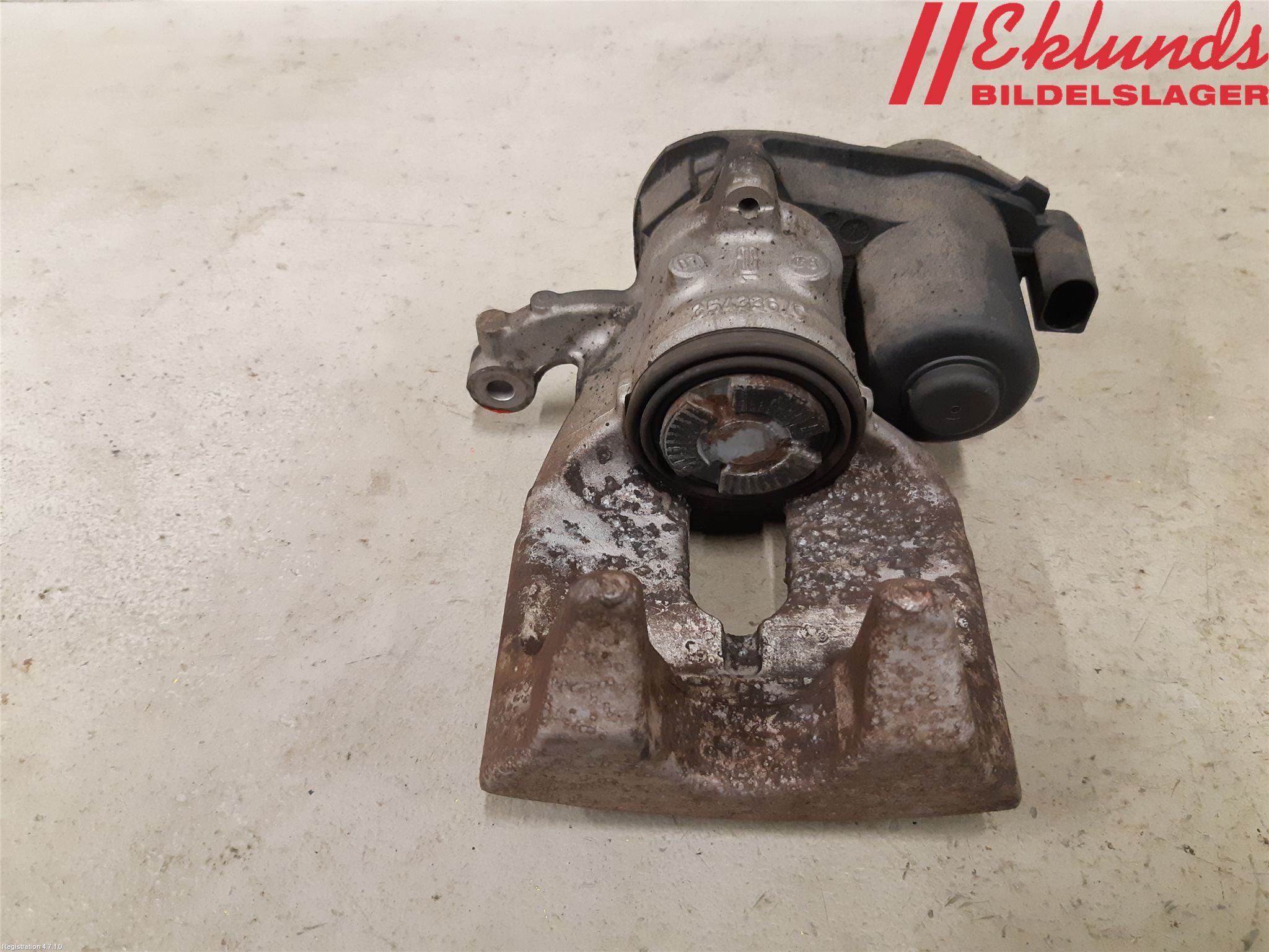 Mercedes-Benz MB E-KLASS (W213) 16-23 Bromsok Bak Vänster