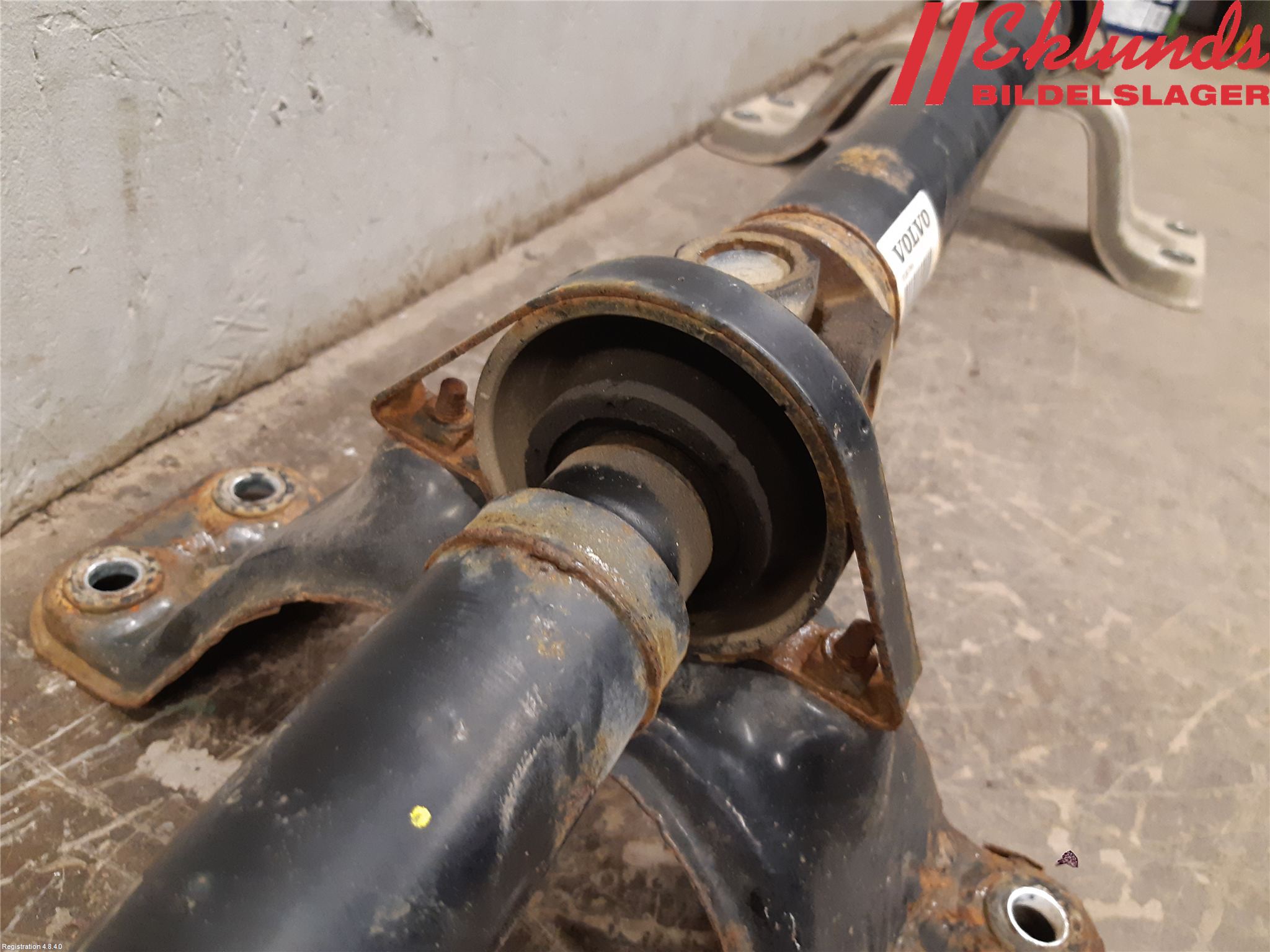 Volvo XC60 14-17 Mellanaxel Komp