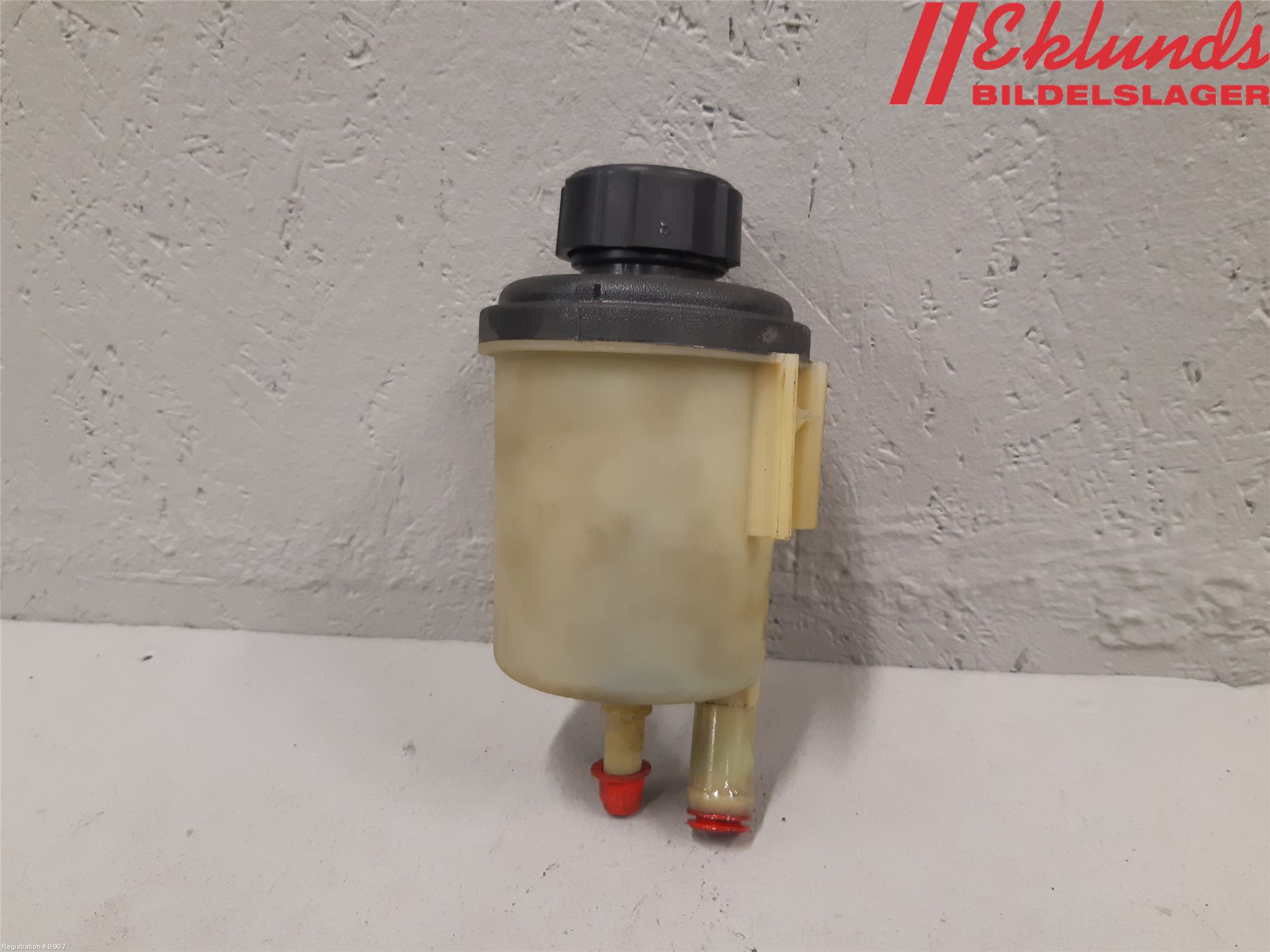 Volvo V70 14-16 Styrservooljebehållare