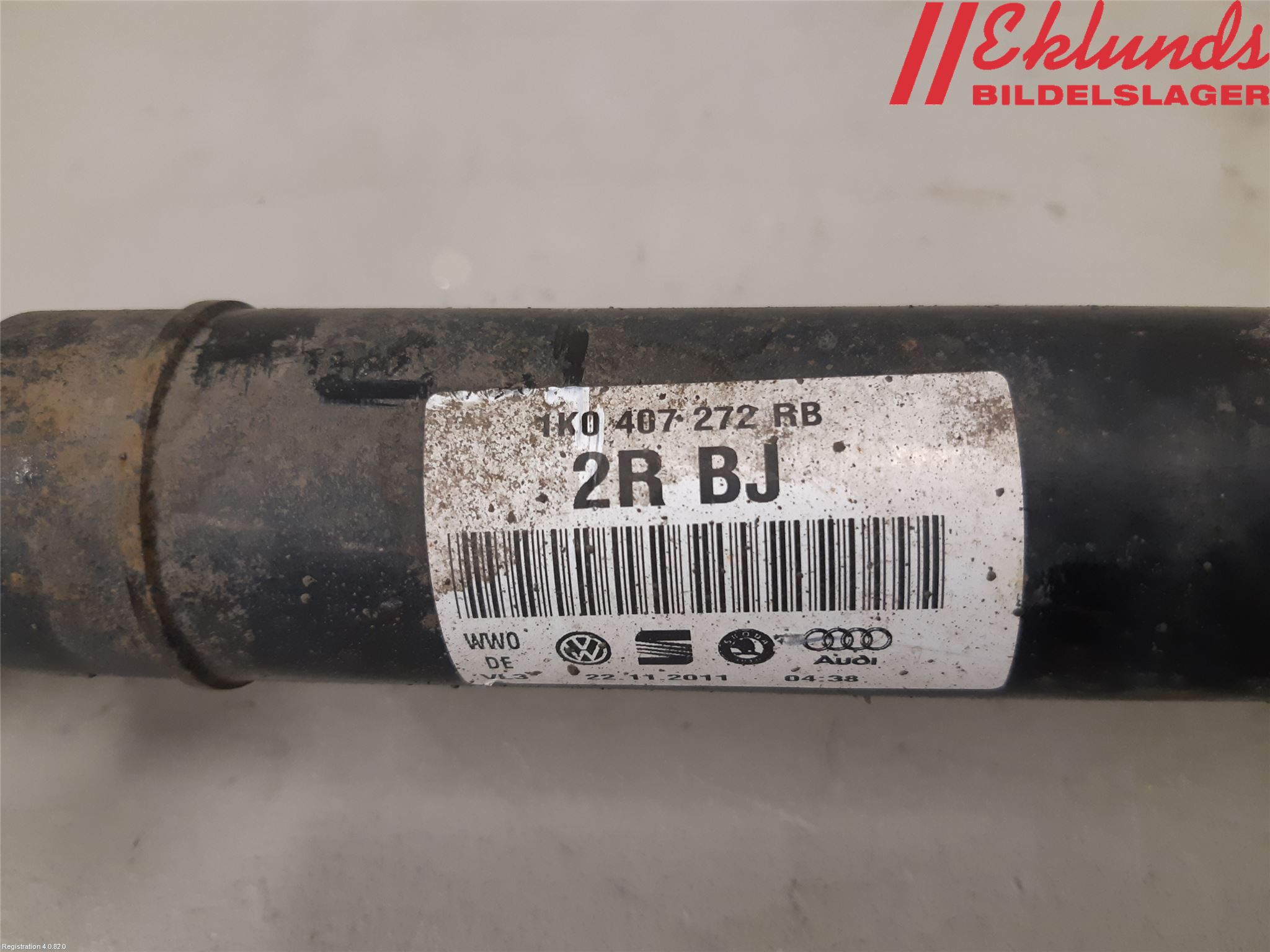 Volkswagen VW PASSAT 11-14 Drivaxel Fram Höger
