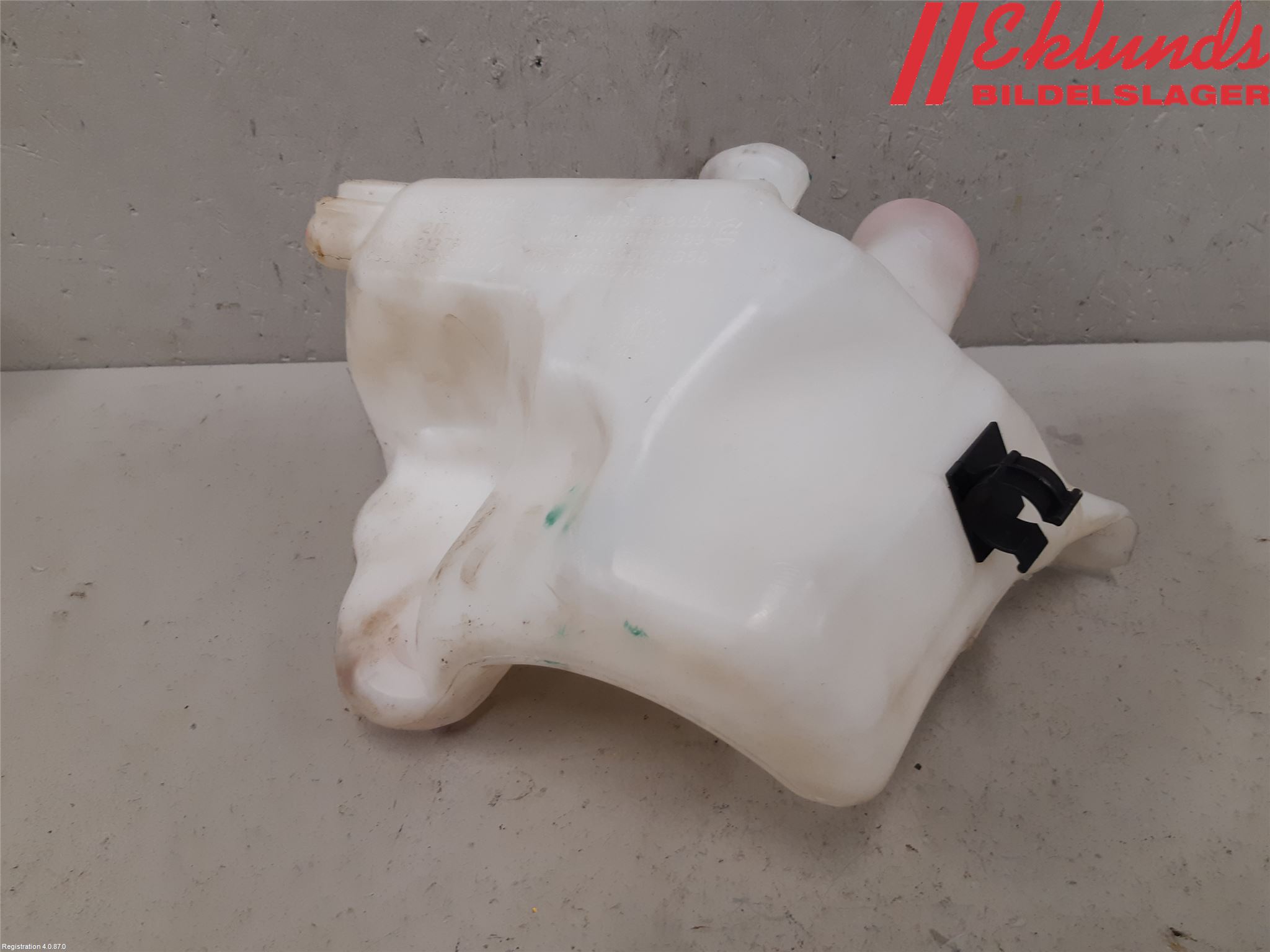 Peugeot PARTNER 16-18 Spolartank Vindruta