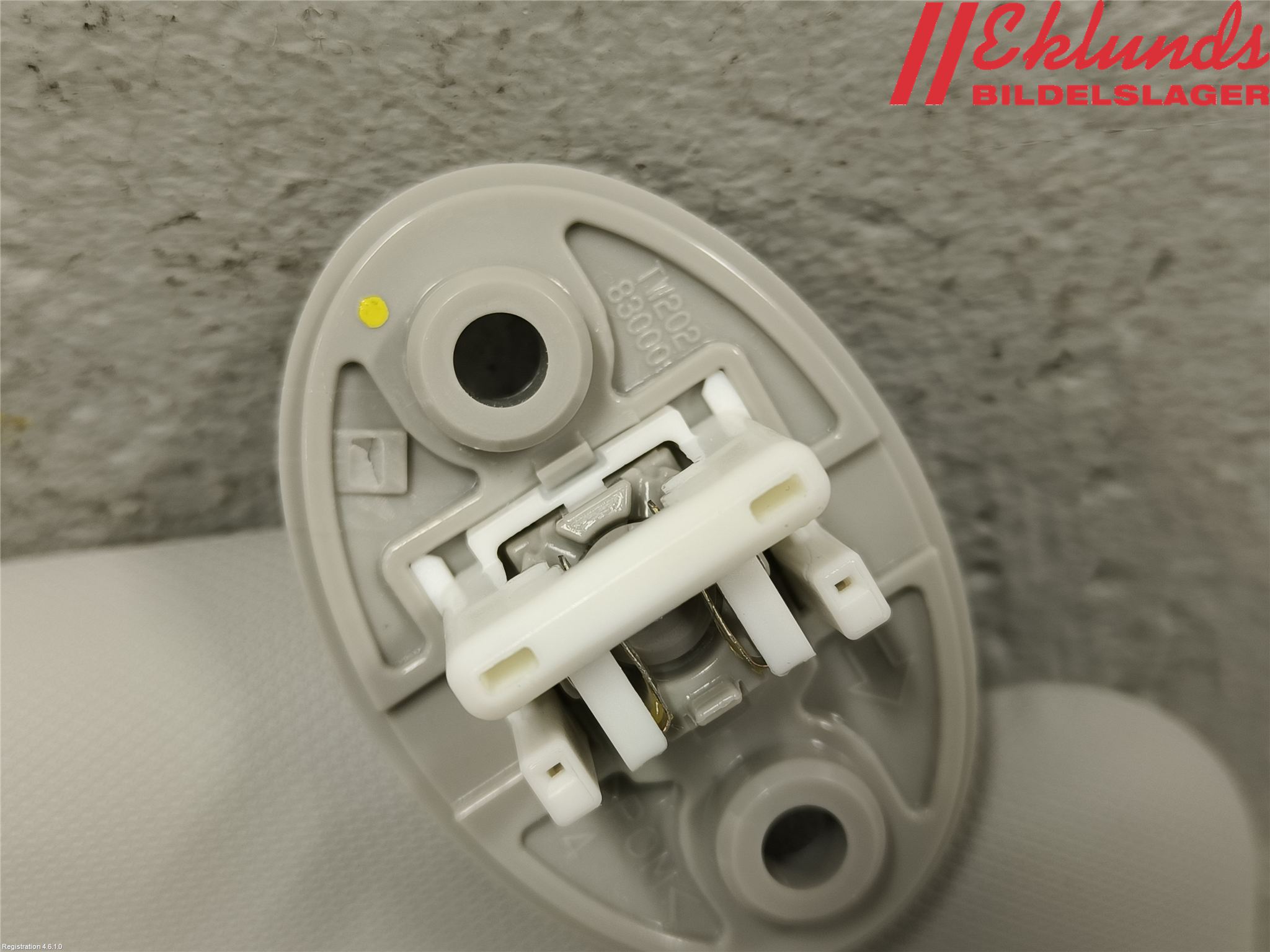 Toyota RAV4 19- Solskydd