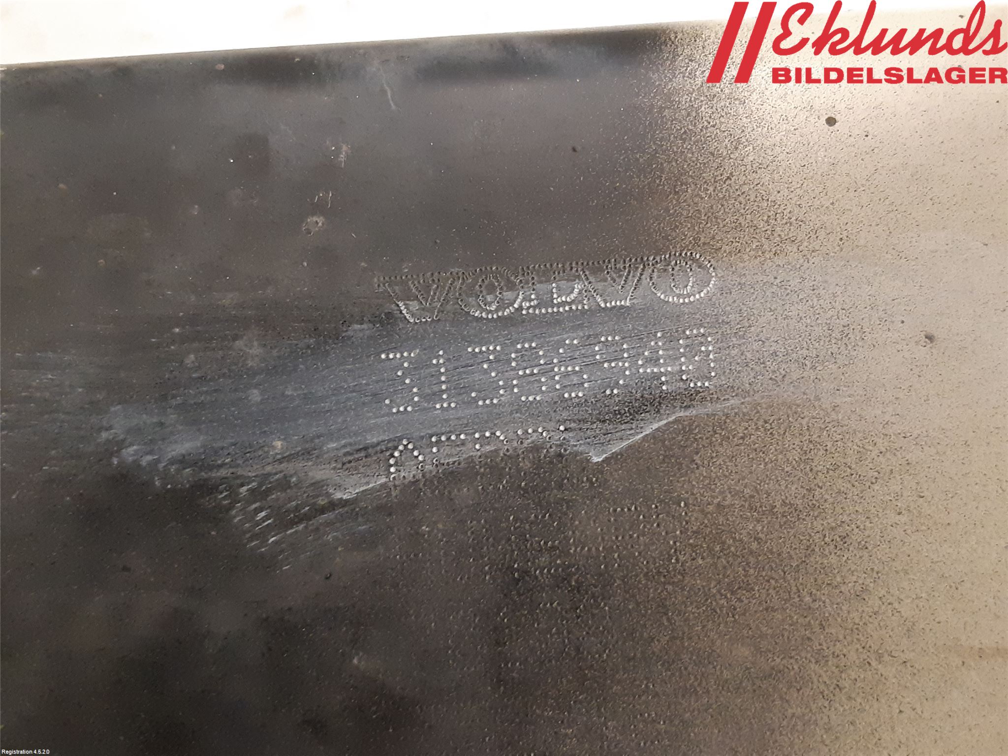 Volvo V90 17->> Stötfångarbärjärn Fram