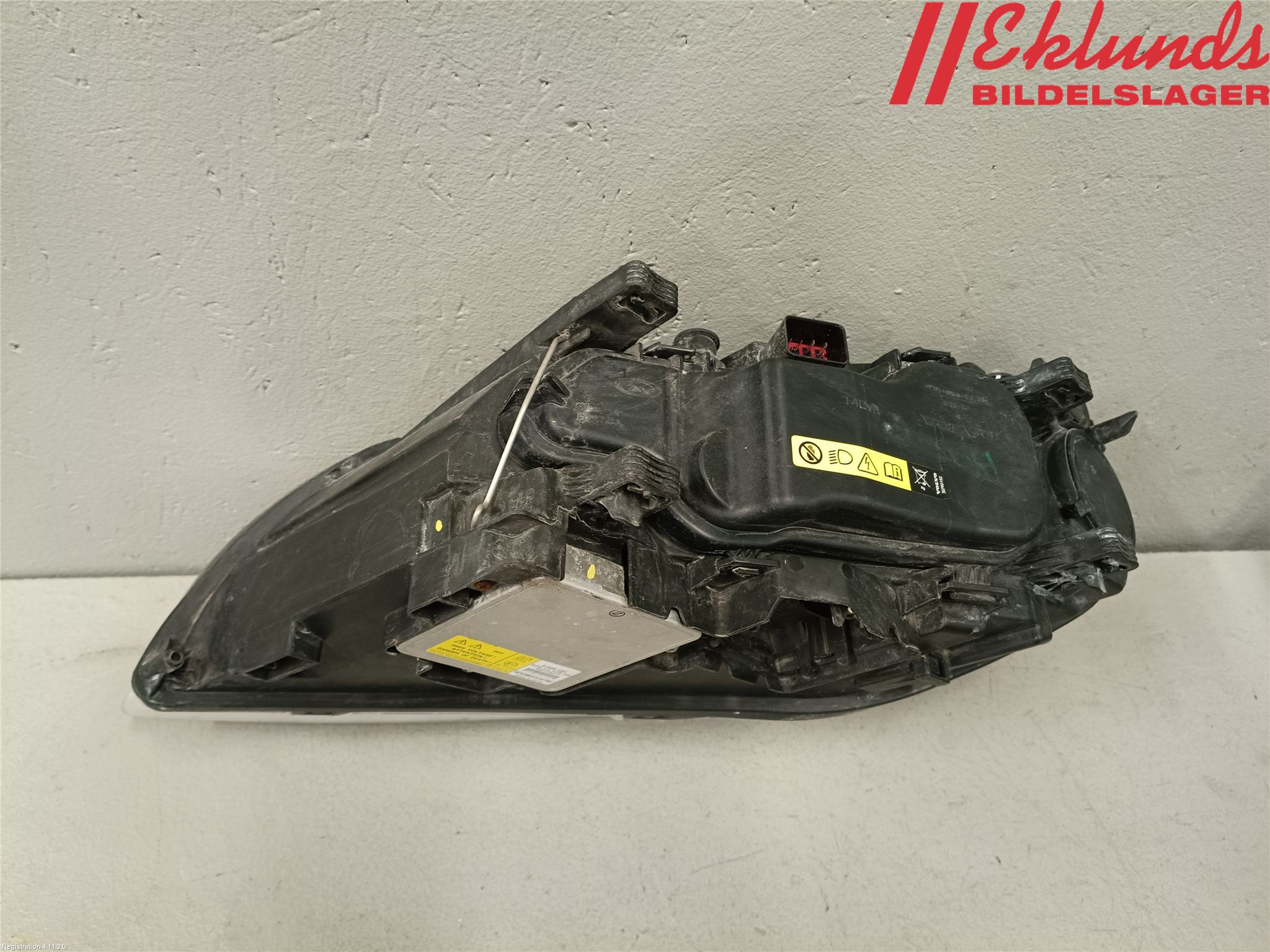 Volvo V70 08-13 Strålkastare Höger