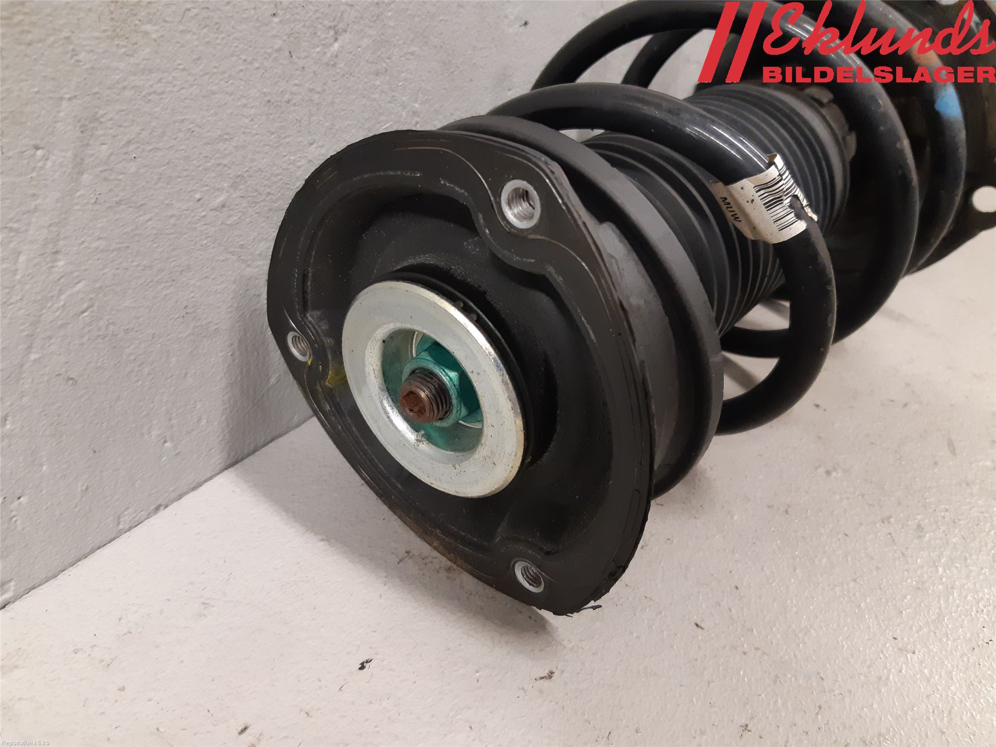 Volkswagen VW GOLF / E-GOLF VII 13-20 Fjäderben Fram Vänster