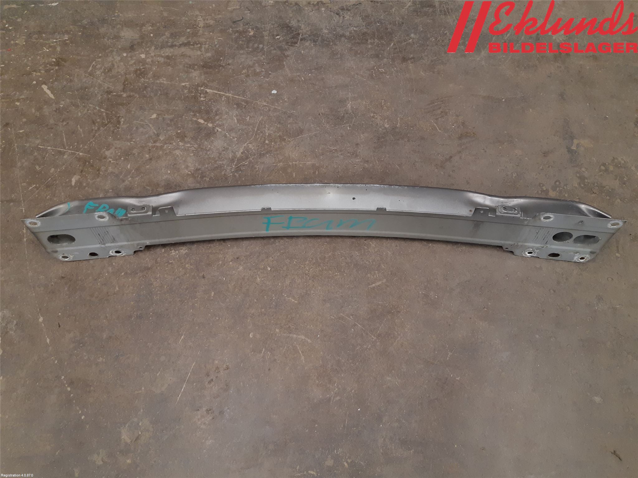 Volvo V70 08-13 Stötfångarbalk Fram