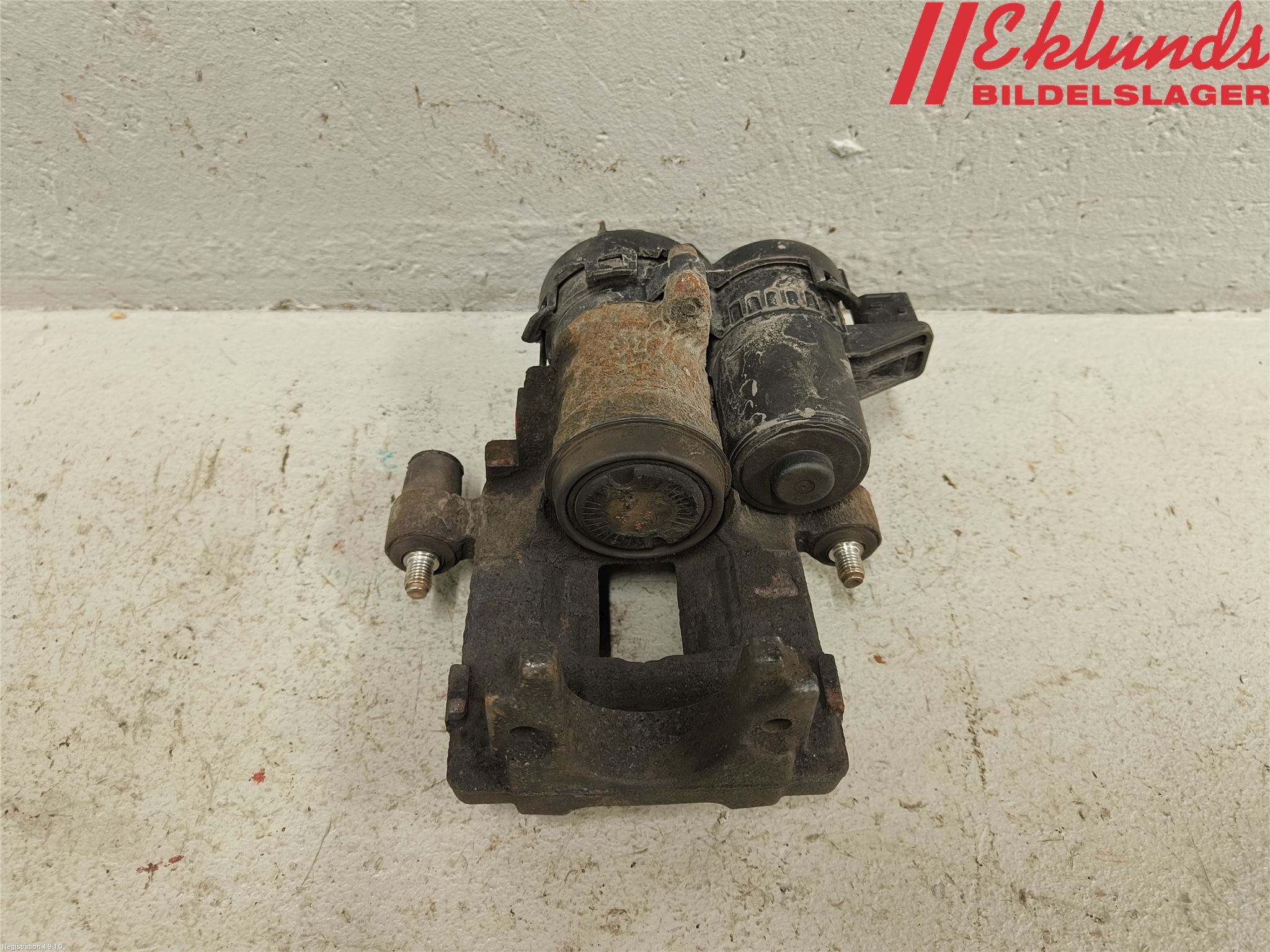 Volvo XC60 18- Bromsok Bak Höger