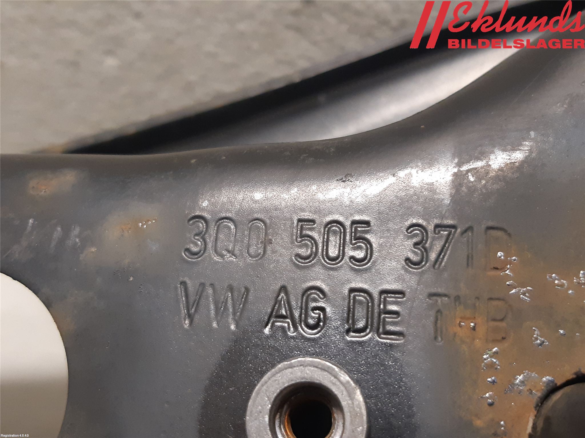 Volkswagen VW TIGUAN 16-24 Bärarm Bak Vänster