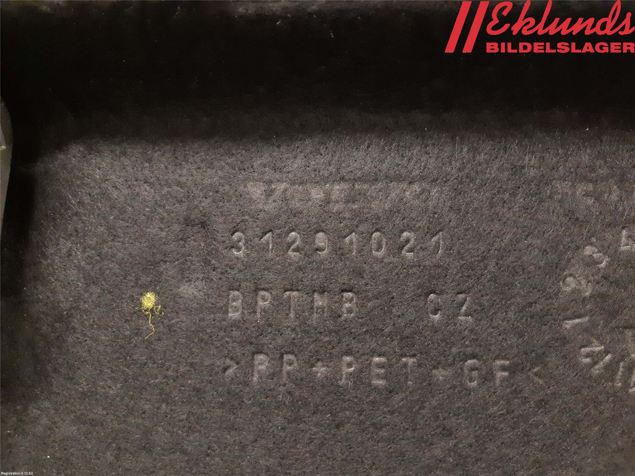 Volvo V40 12-19 Hatthylla