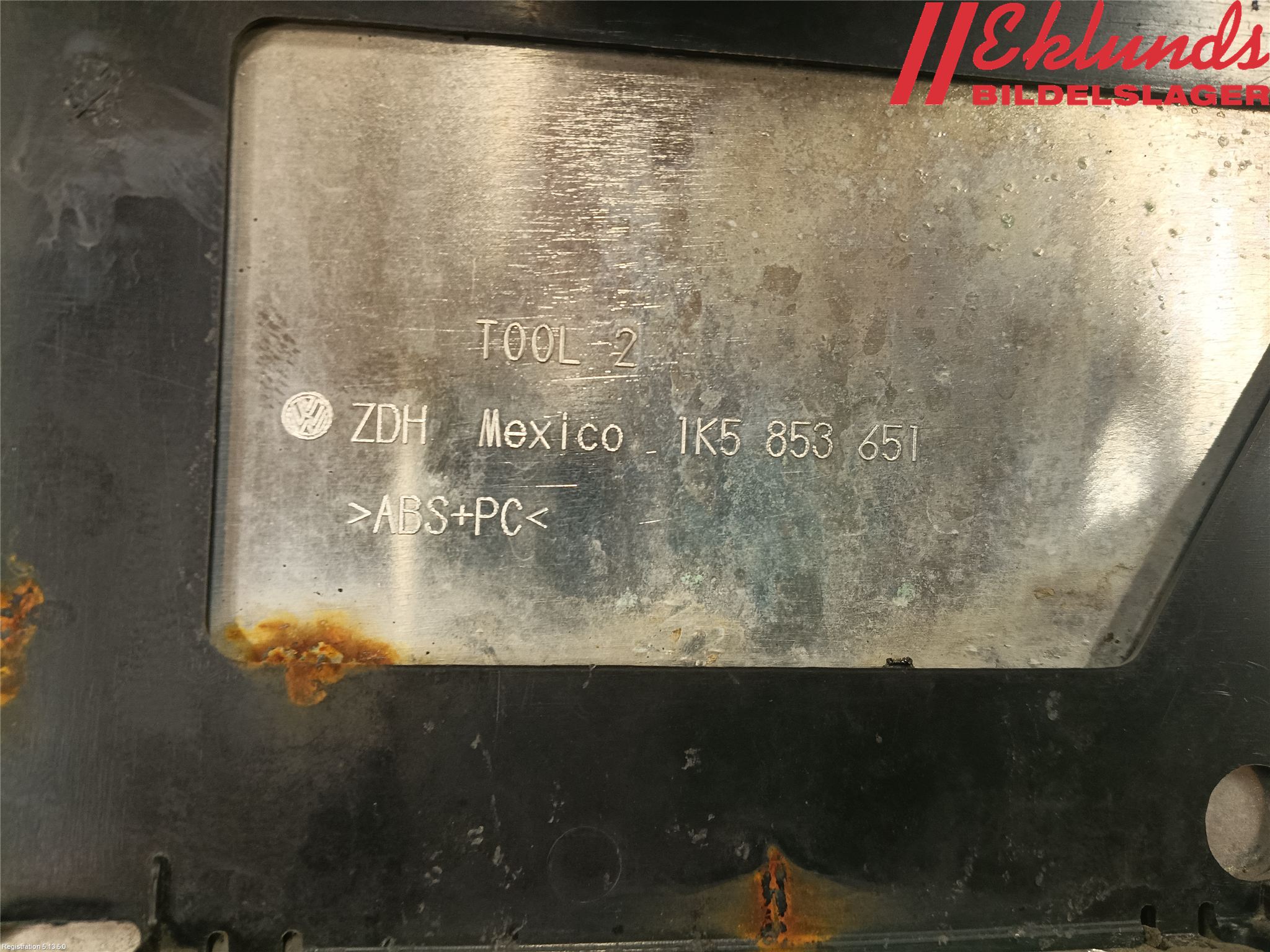 Volkswagen VW GOLF V 04-09 Grill Komp