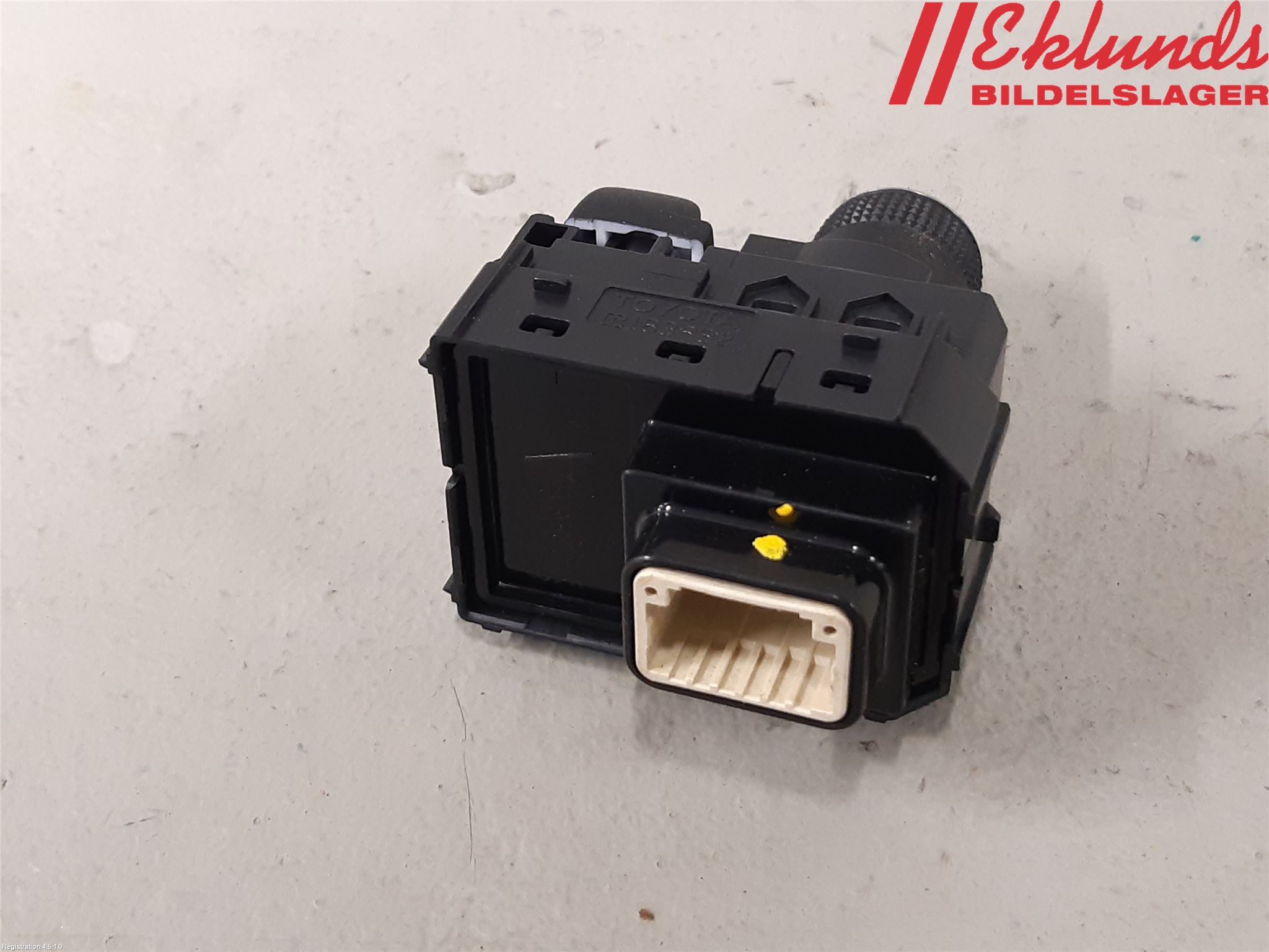 Toyota COROLLA 19- Strömställare Spegel