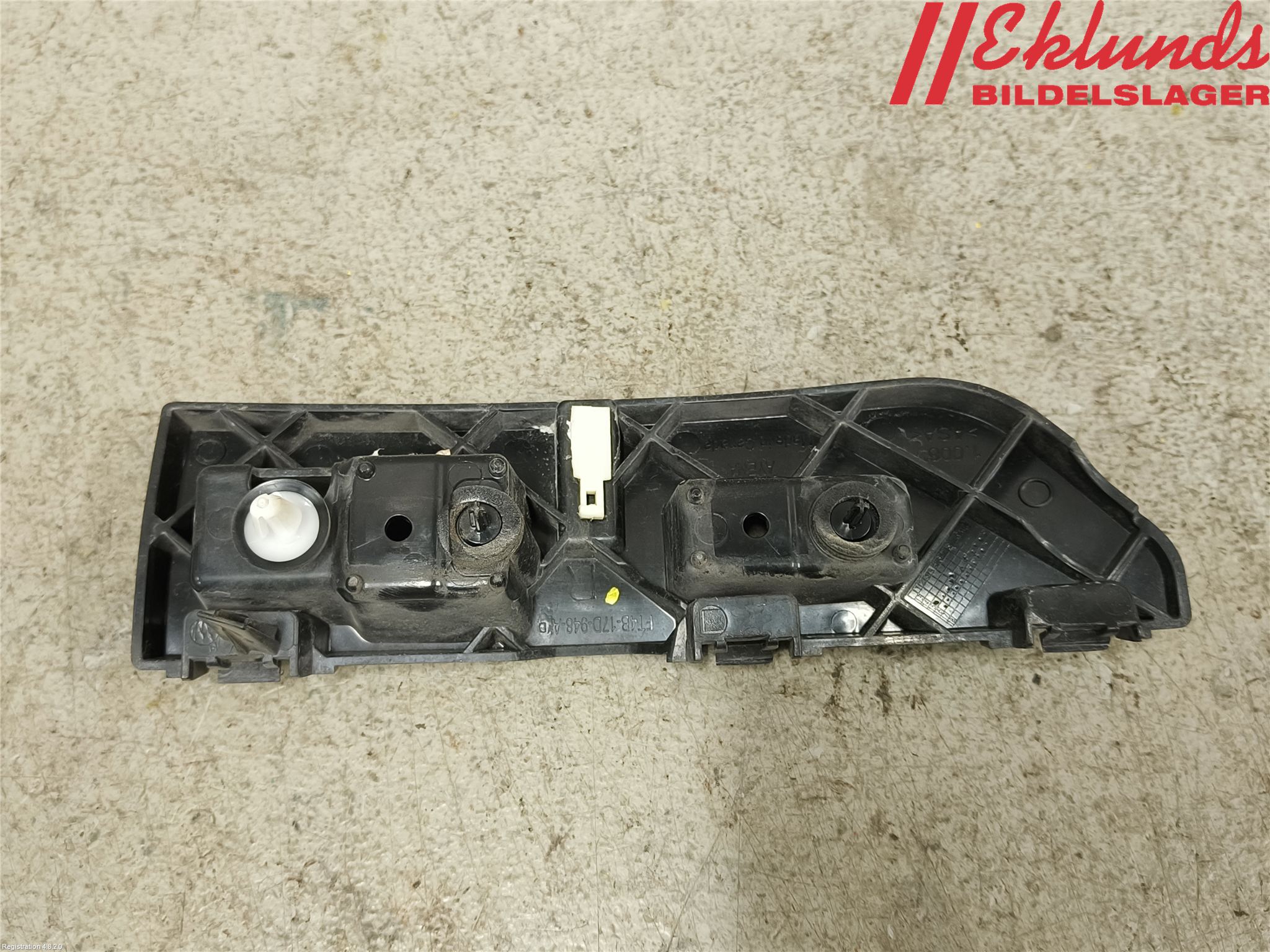 Ford EDGE Stötfångarfäste Bak Hö