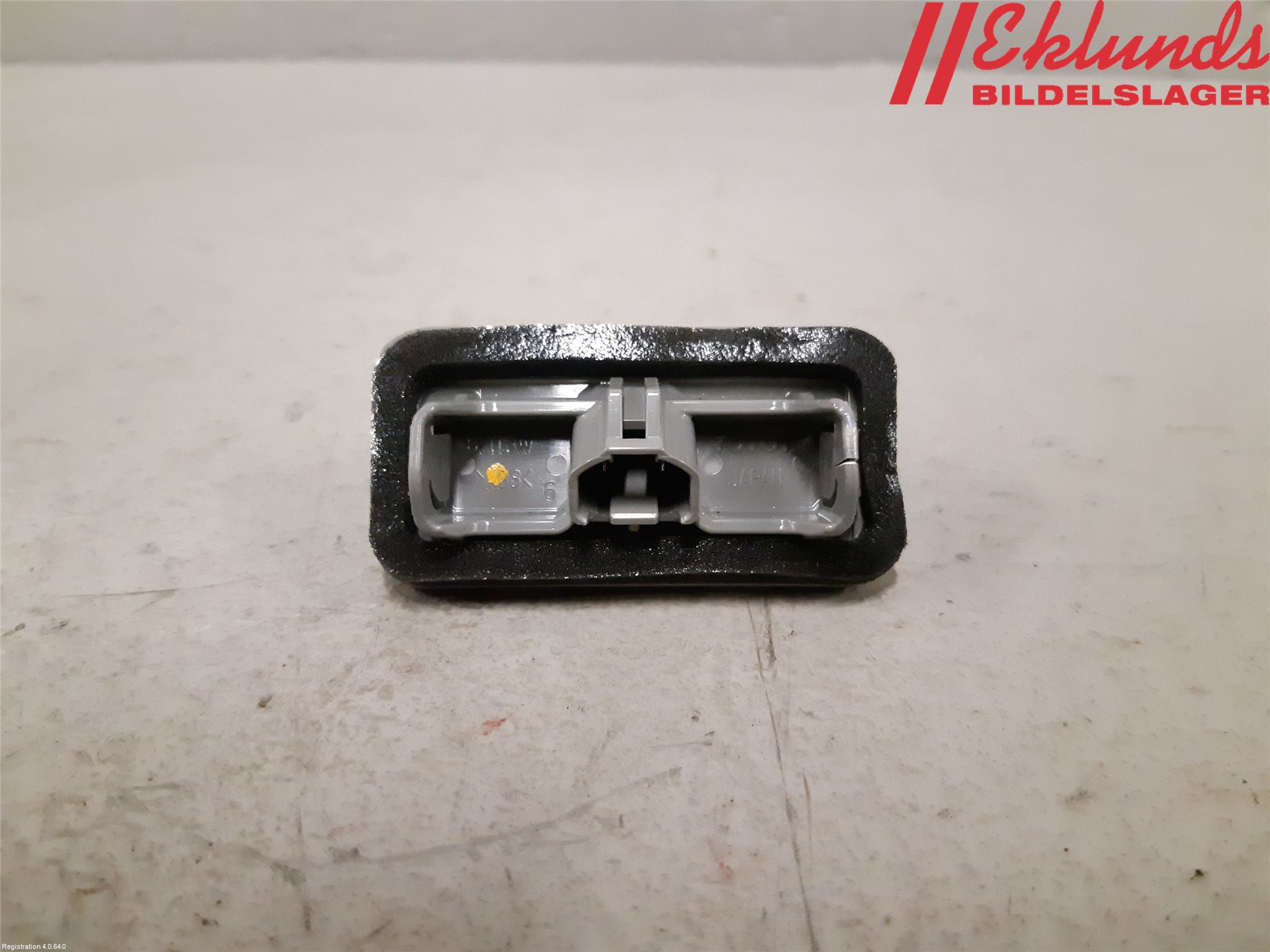 Lexus UX/300e 19- Skylt Belysning