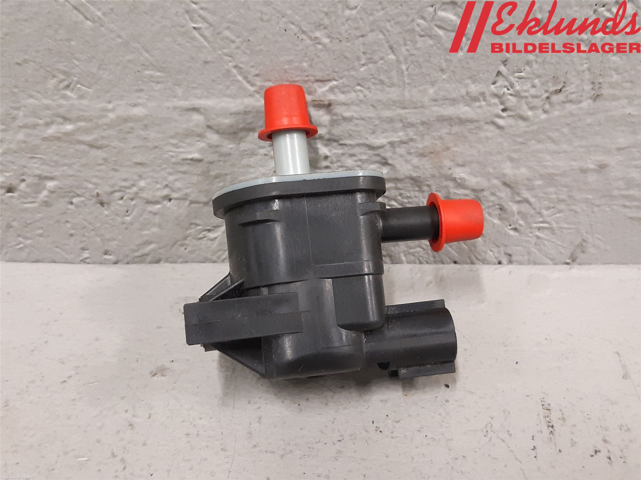 Toyota COROLLA 19- Vakuumventil