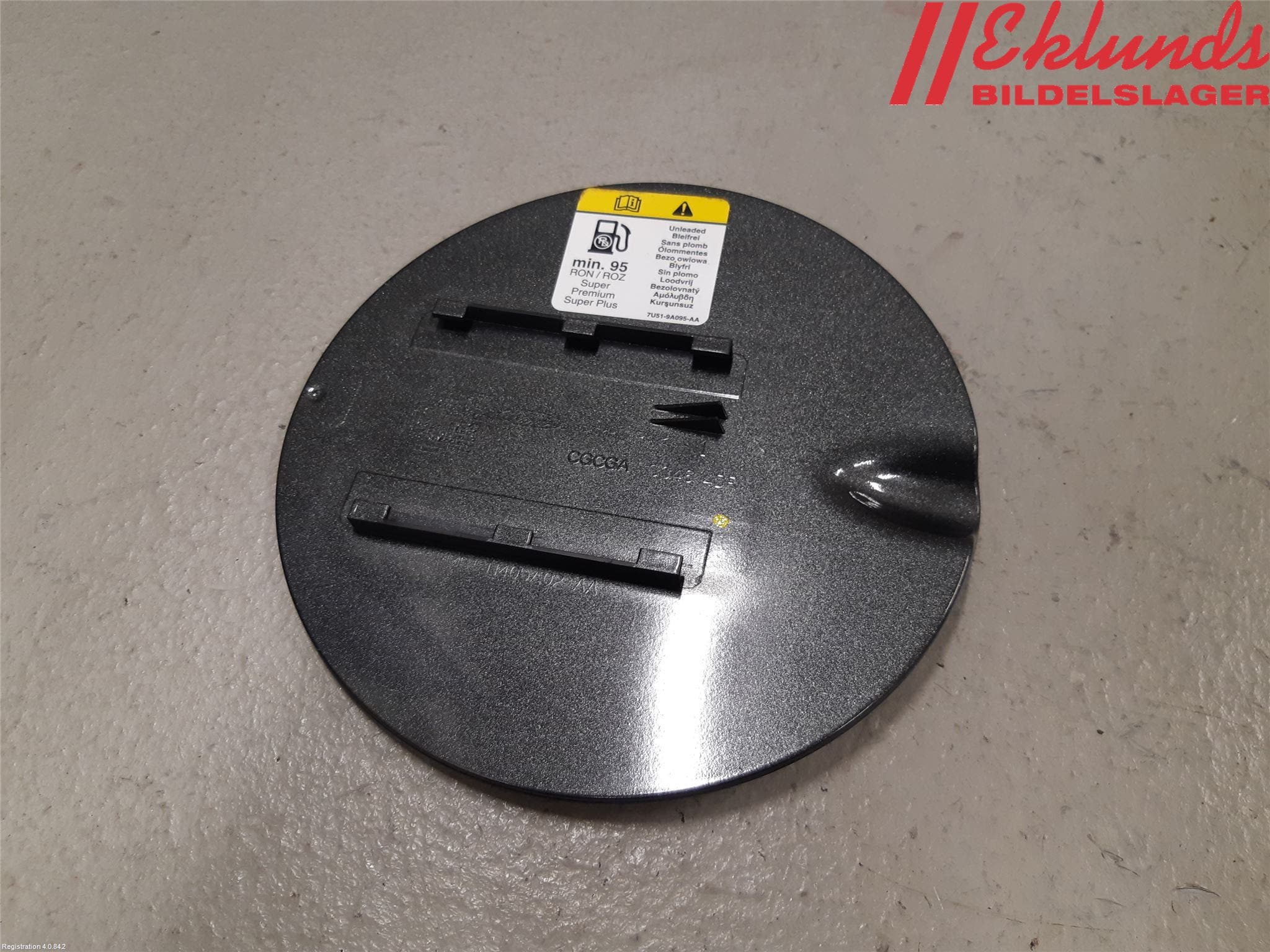 Ford FOCUS 15-18 Tanklucka